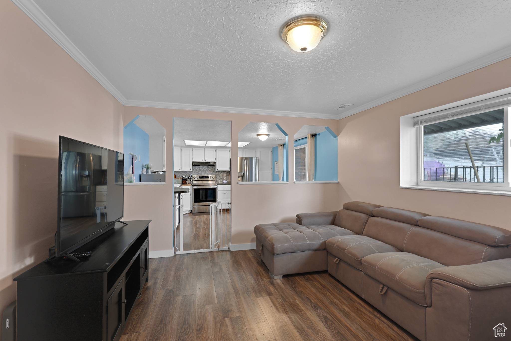 Roy, UT 84067,3684 W 4625 S