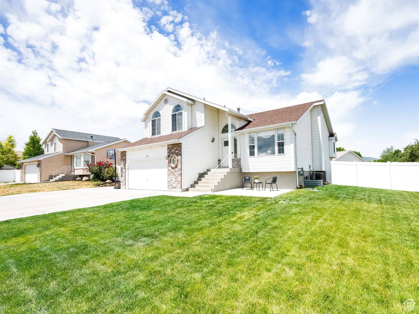 Salt Lake City, UT 84118,6470 S WAKEFIELD WAY