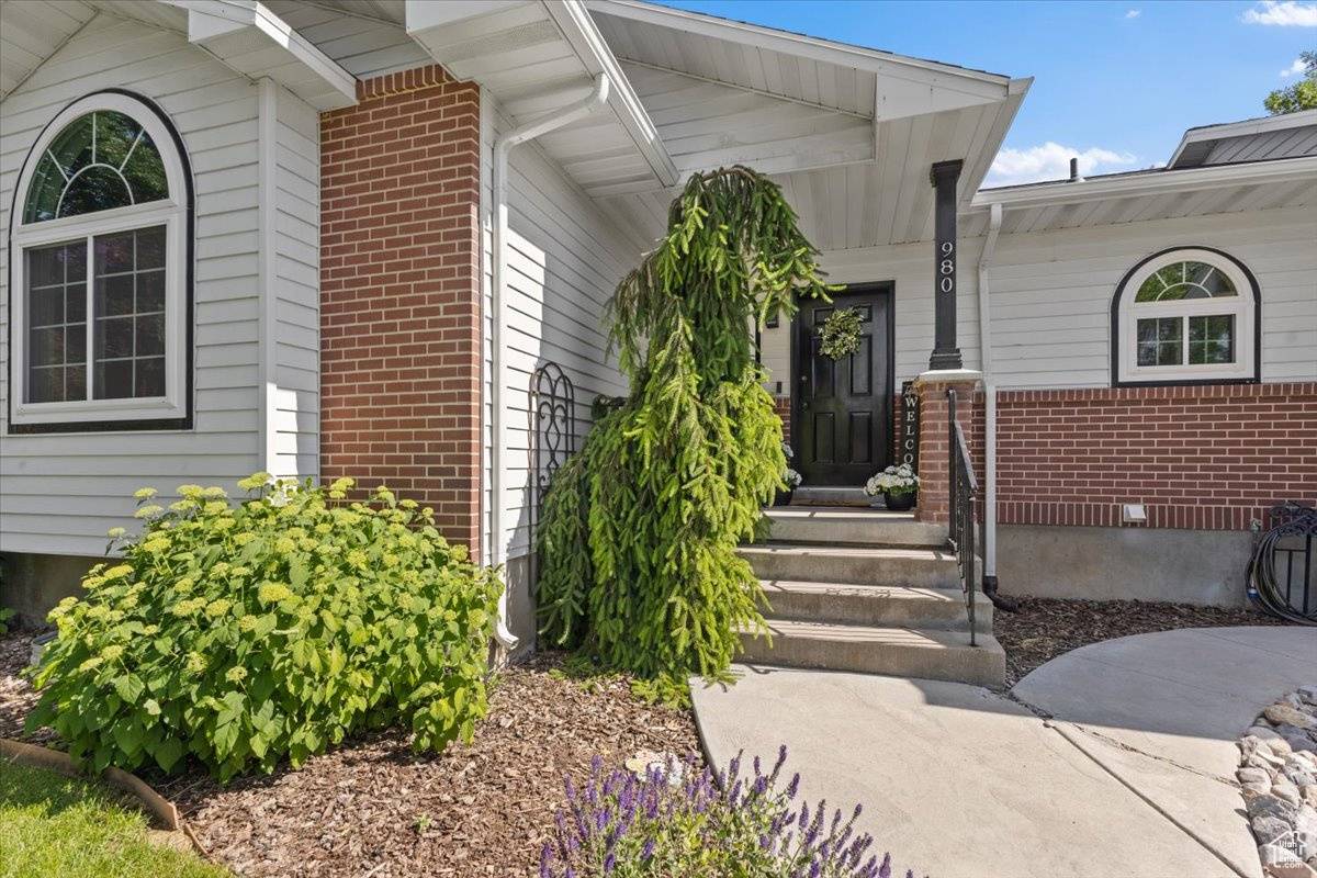 North Logan, UT 84341,980 E 2850 N