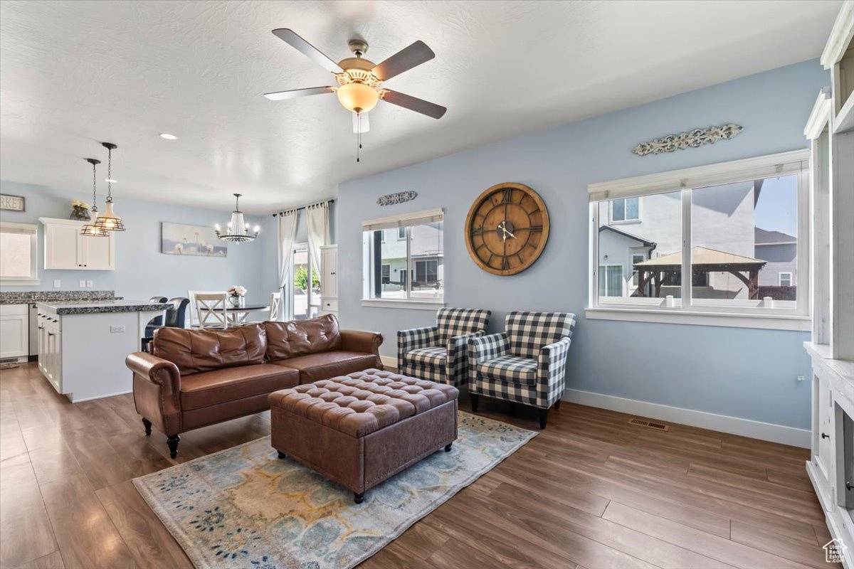 Vineyard, UT 84059,64 W 470 N