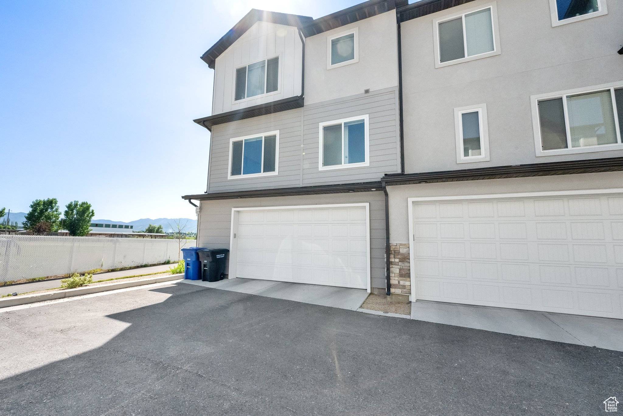 Hyrum, UT 84319,672 E 730 N