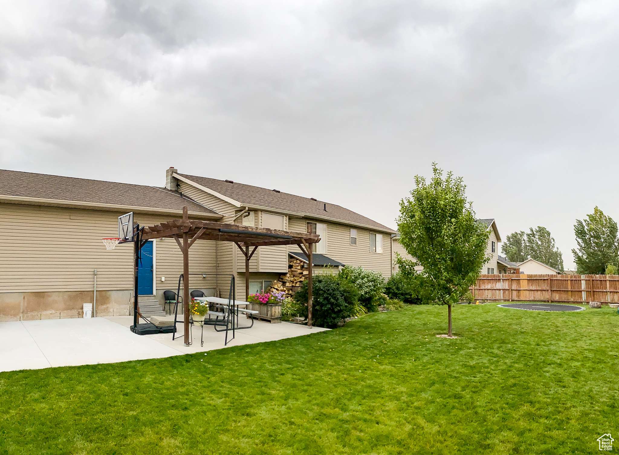 Preston, ID 83263,496 S 3RD E