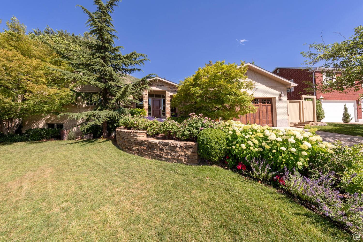 Salt Lake City, UT 84108,1423 S AMBASSADOR WAY