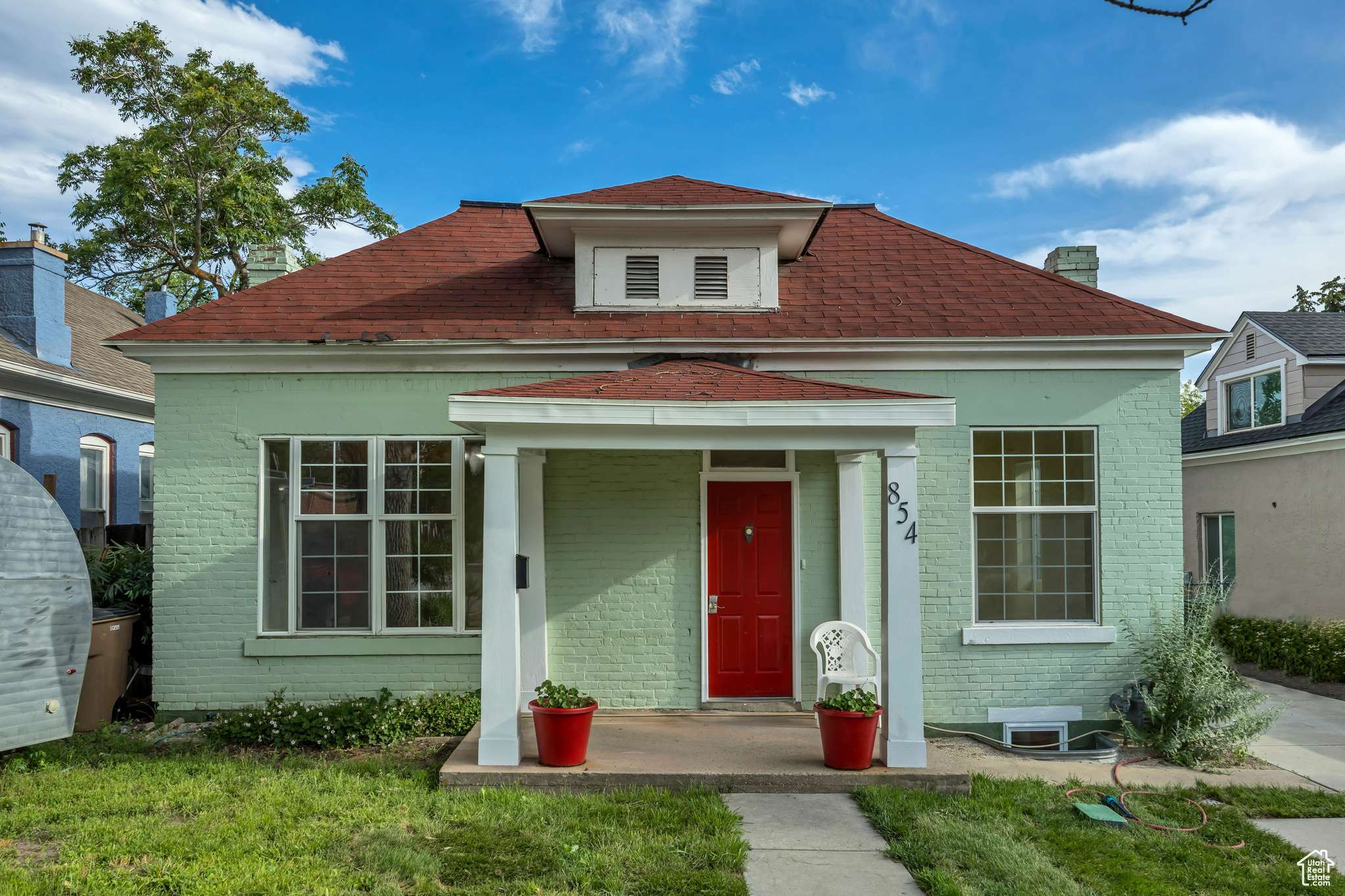 Salt Lake City, UT 84102,854 E 700 S