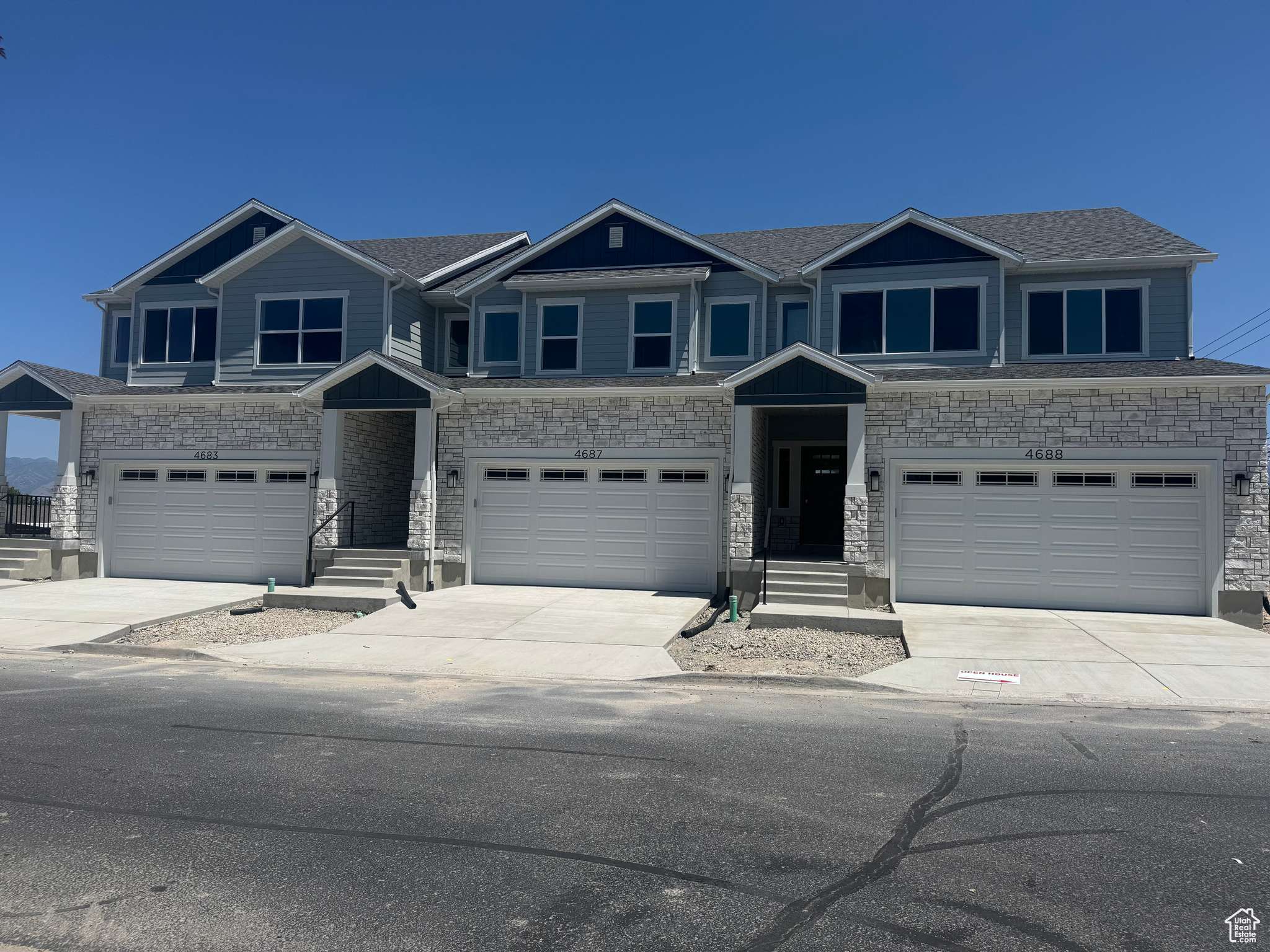 West Valley City, UT 84119,4687 S ROGER VIEW LN #8