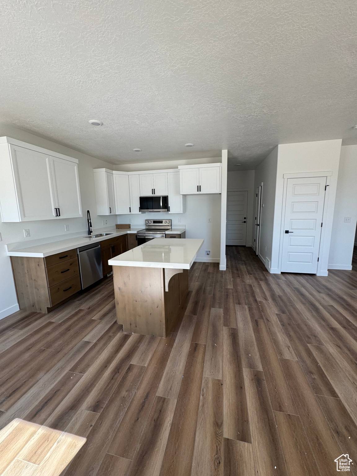 West Valley City, UT 84119,4687 S ROGER VIEW LN #8
