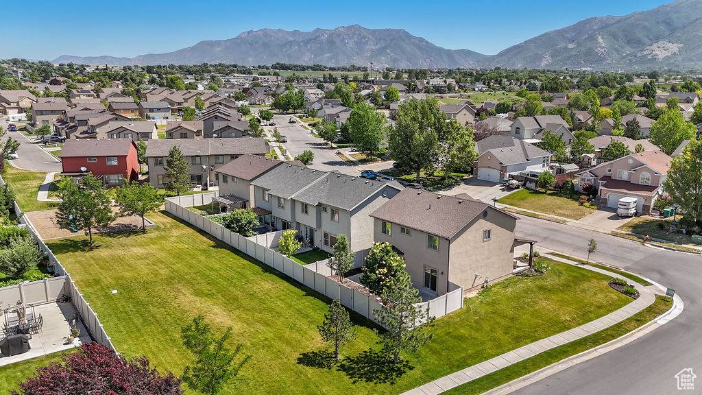 Layton, UT 84041,1541 N 25 E