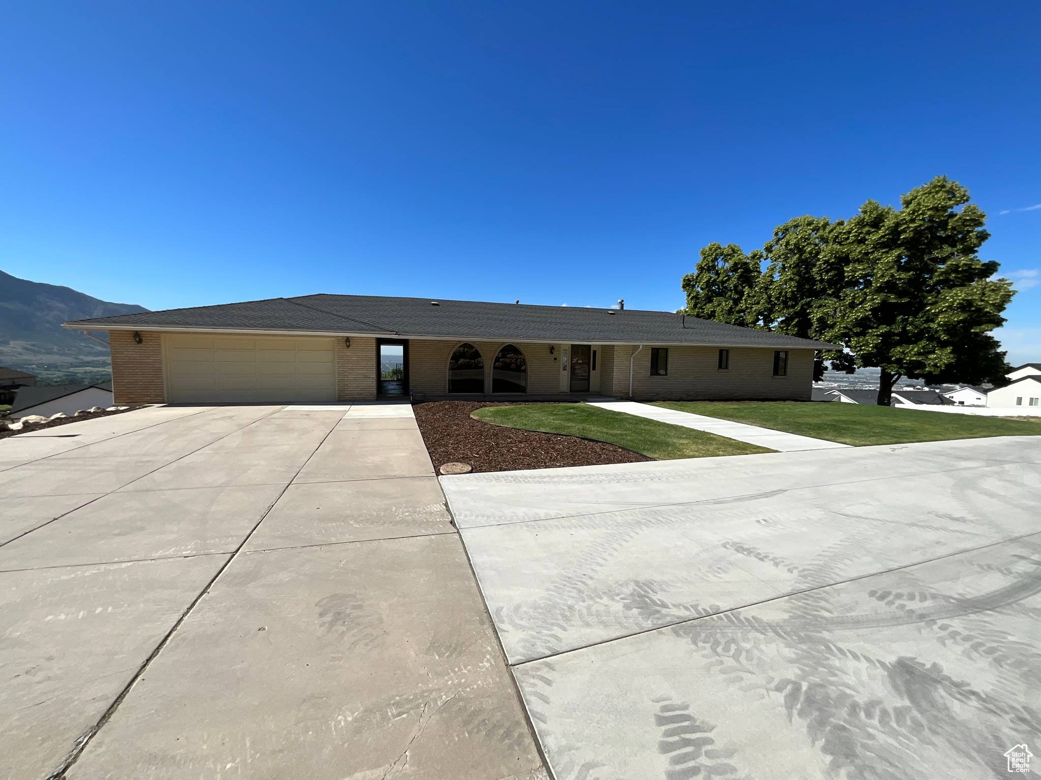 North Ogden, UT 84414,3696 N 475 E