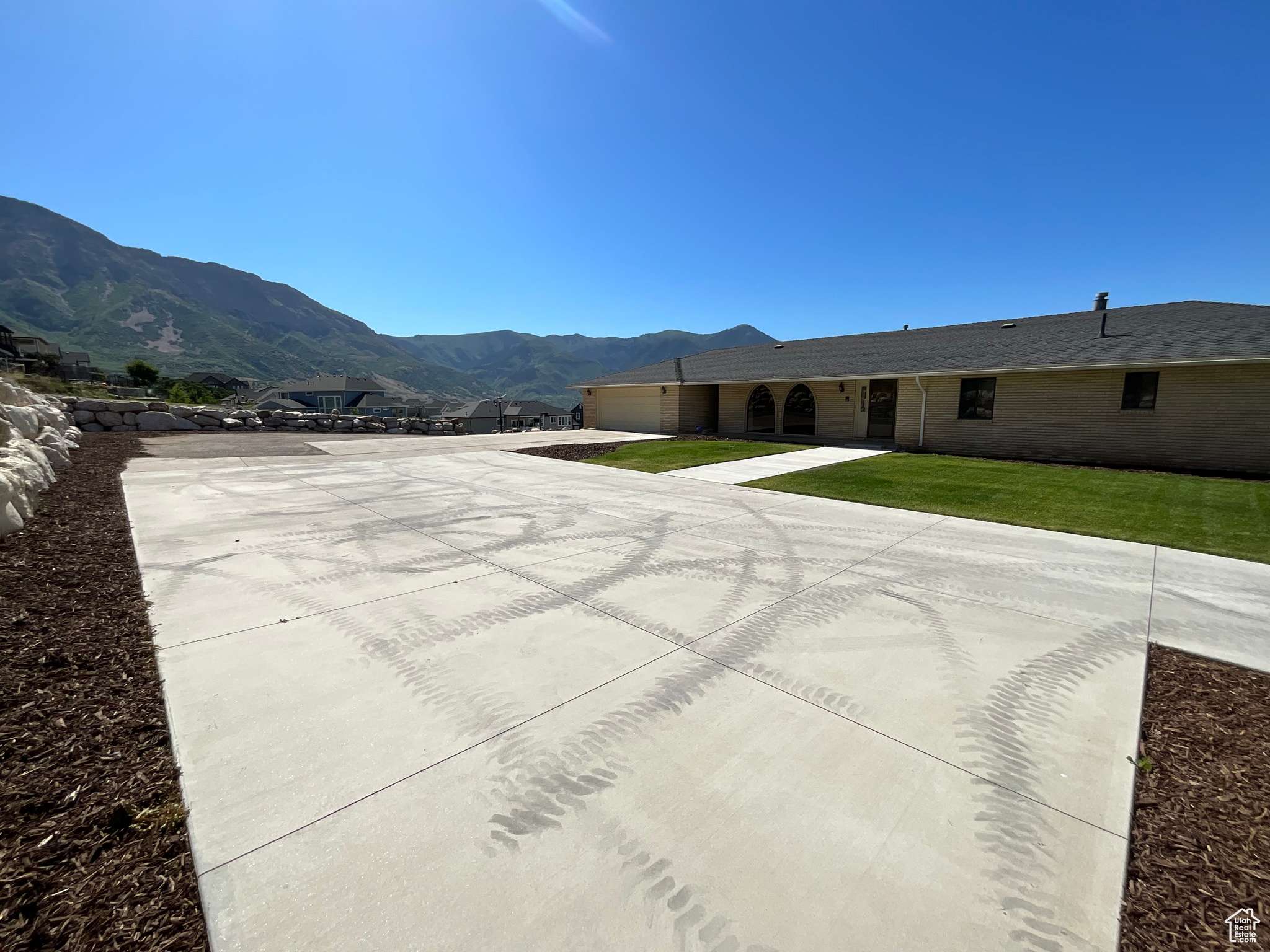 North Ogden, UT 84414,3696 N 475 E