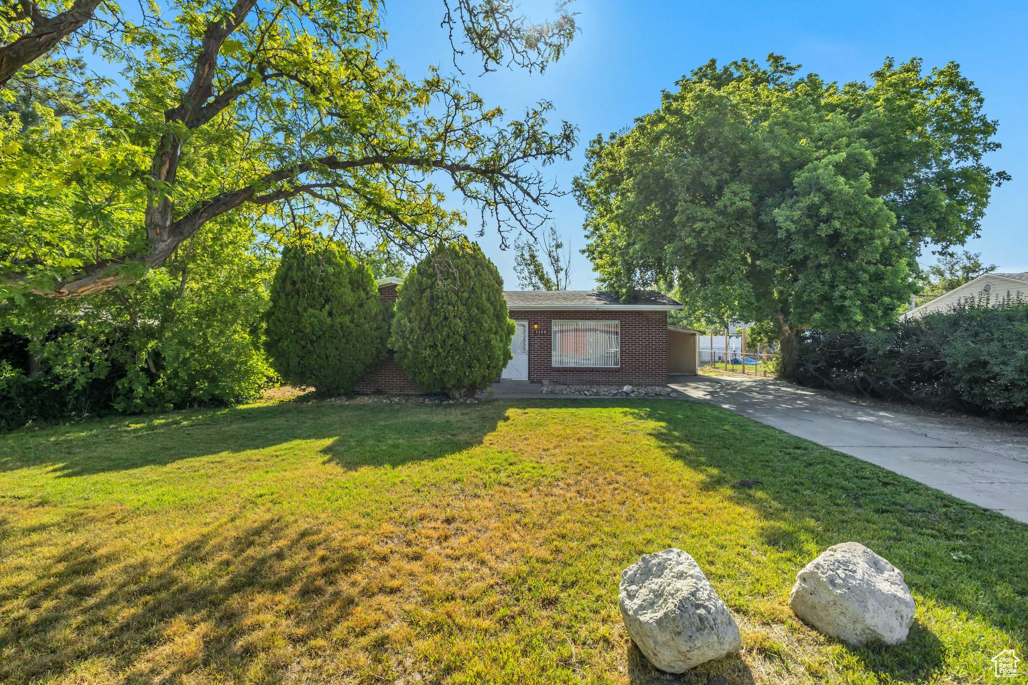 Salt Lake City, UT 84119,3409 S MAPLE WAY