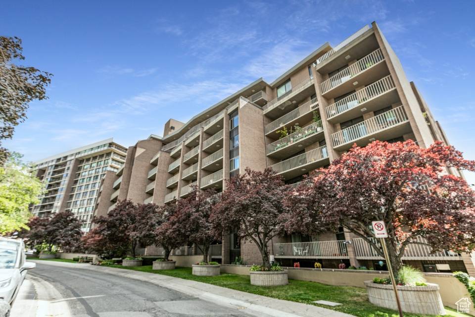 Salt Lake City, UT 84103,245 N VINE ST #205