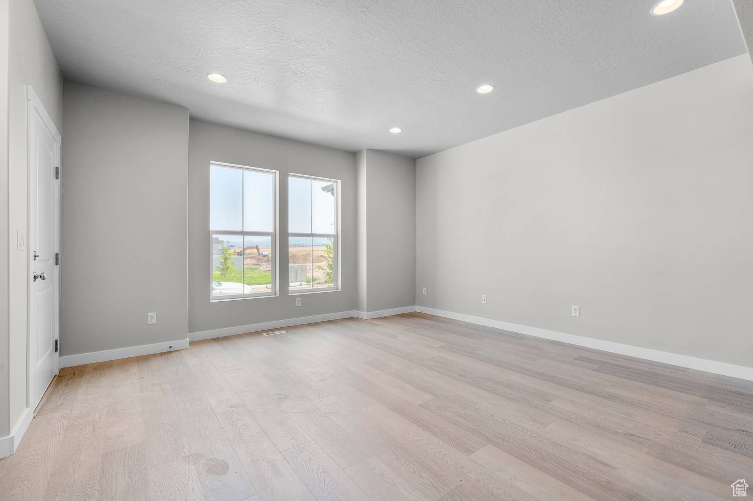 West Jordan, UT 84081,6586 W RAYNOLDS PEAK WAY