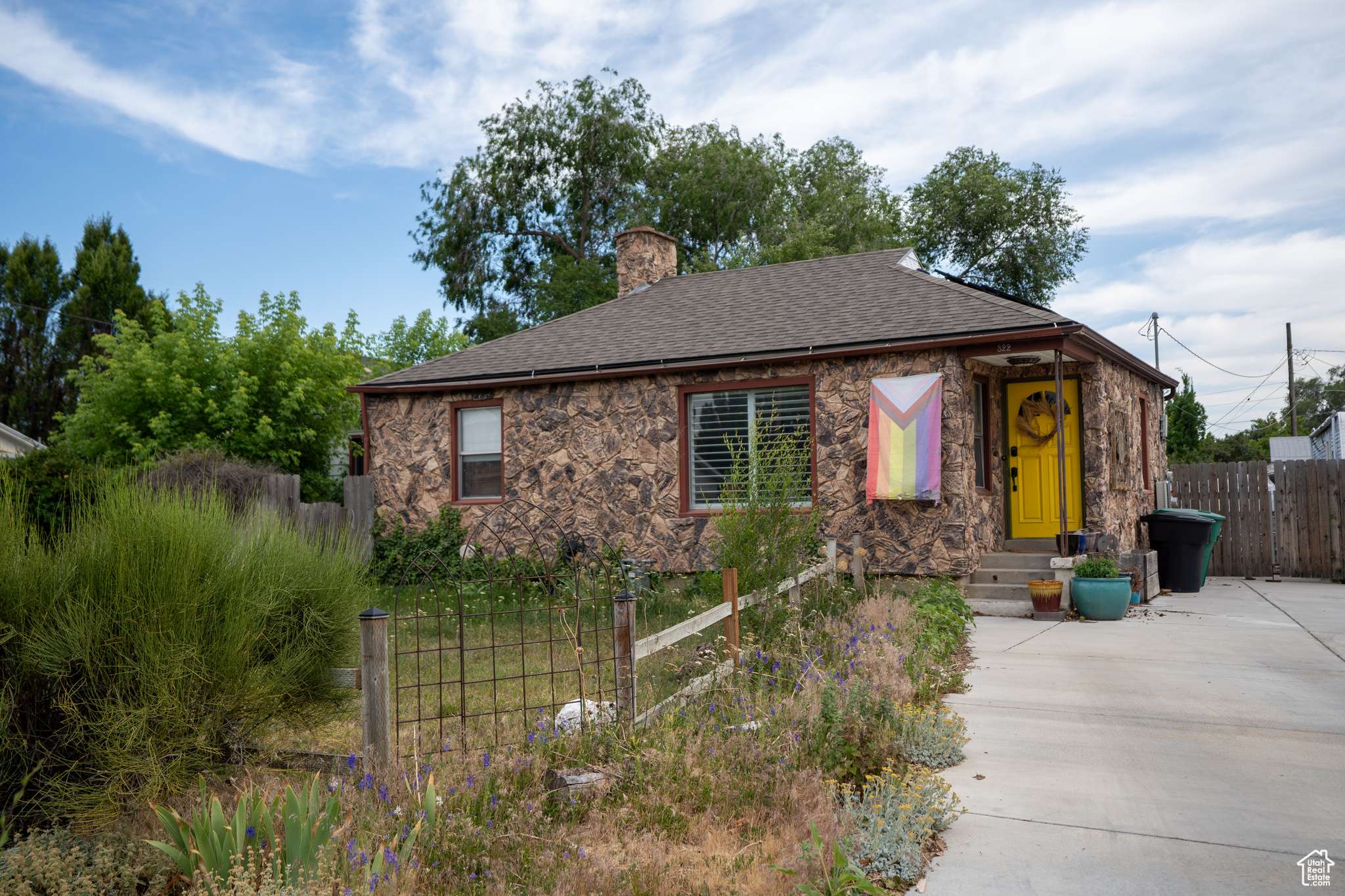 Murray, UT 84107,322 E CRAWFORD AVE
