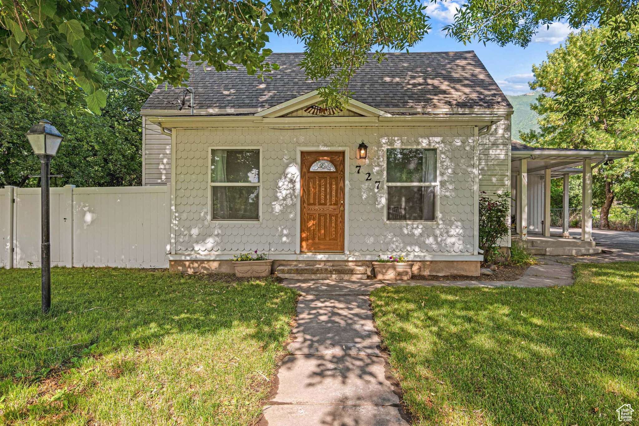 Mapleton, UT 84664,727 S MAIN ST