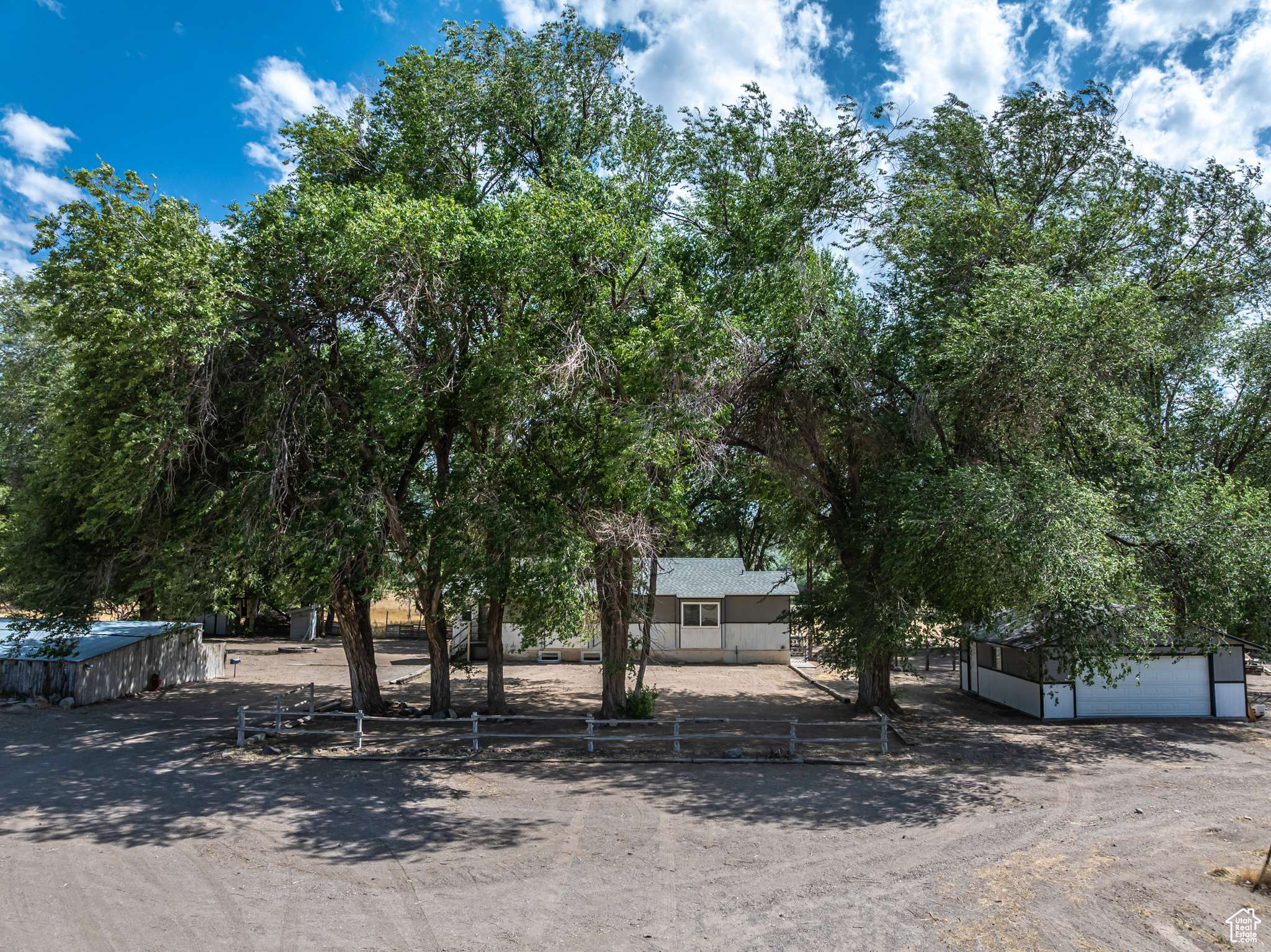 Joseph, UT 84739,1880 N SEVIER HWY