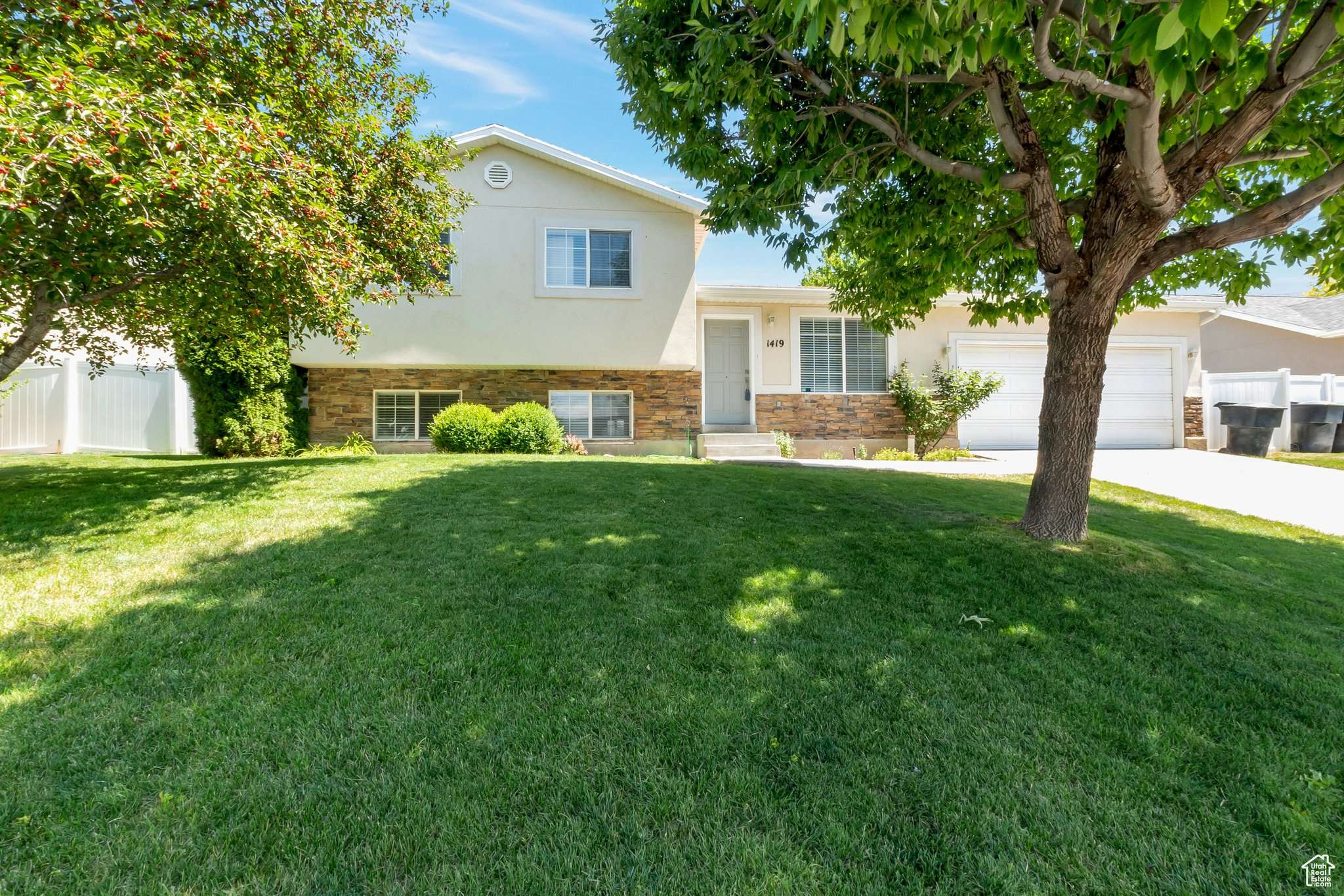 Payson, UT 84651,1419 S 100 E