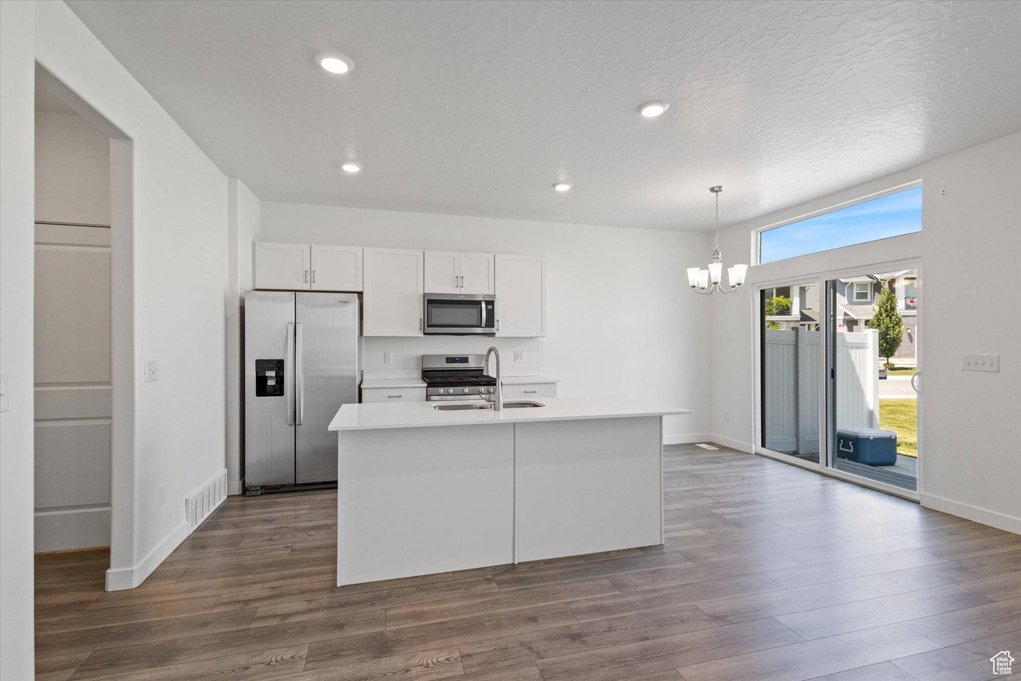 Pleasant Grove, UT 84062,312 N 440 W