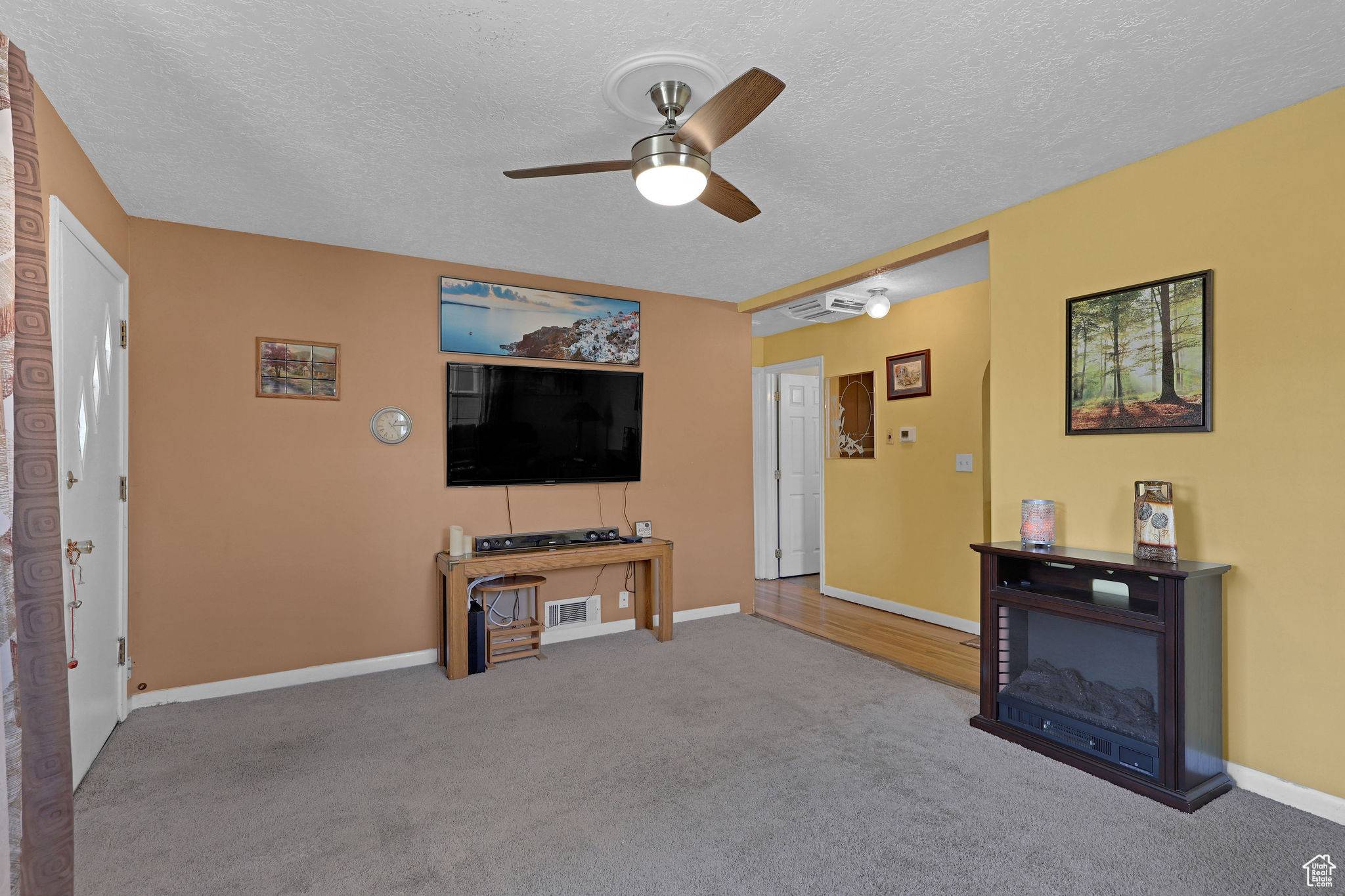 South Ogden, UT 84403,522 E DIANA ST.