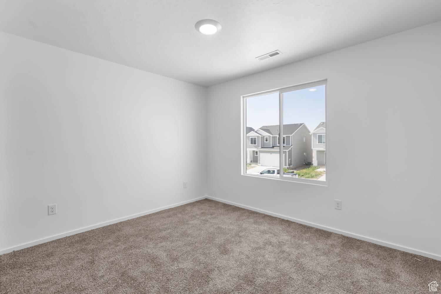 Saratoga Springs, UT 84045,886 E SAND DOLLAR WAY #2333