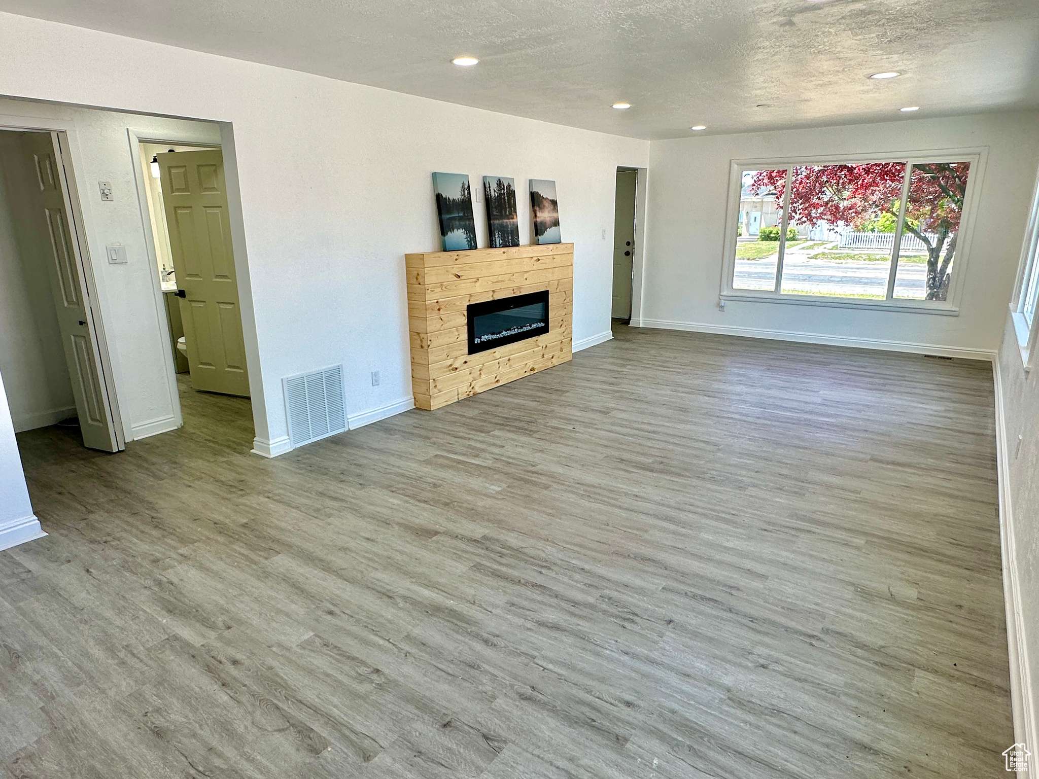 Salt Lake City, UT 84116,448 N 900 W