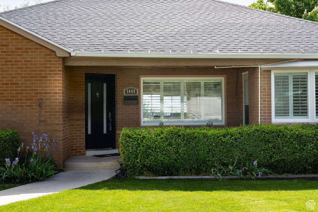 Salt Lake City, UT 84108,1444 S BEACON DR E