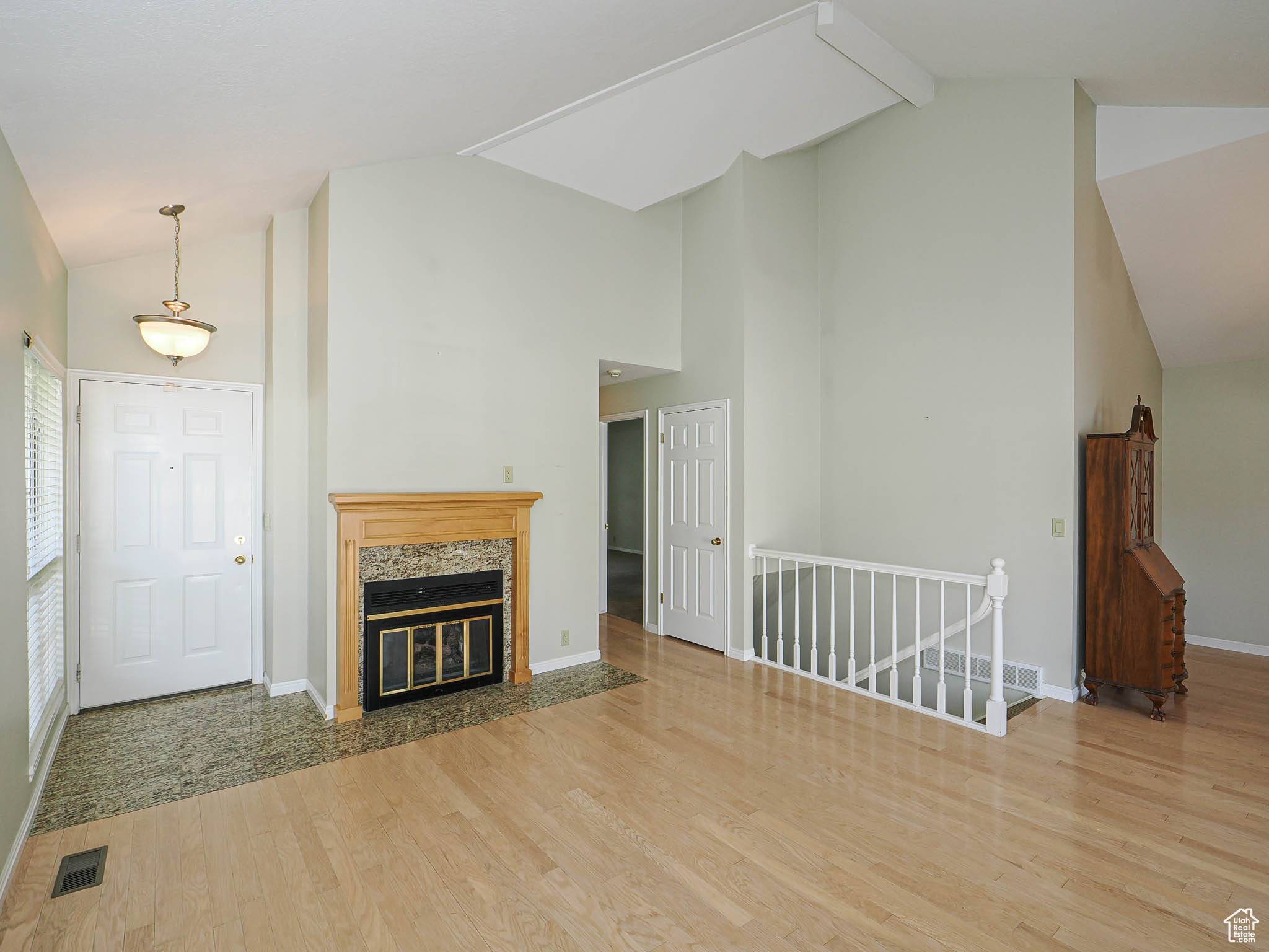 Midvale, UT 84047,6948 S 855 E