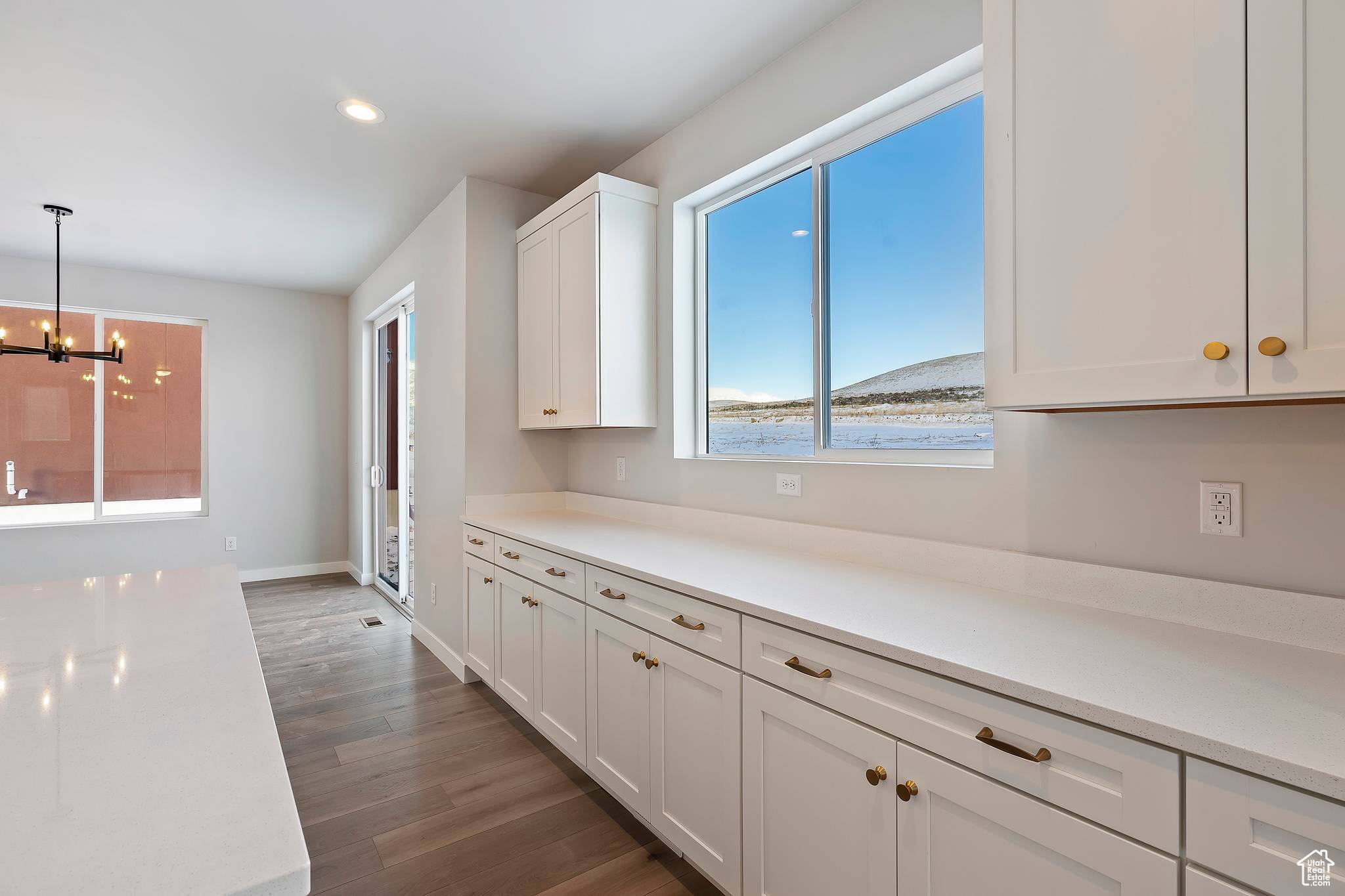 West Jordan, UT 84081,6948 W POINTE CEDAR LN S #332