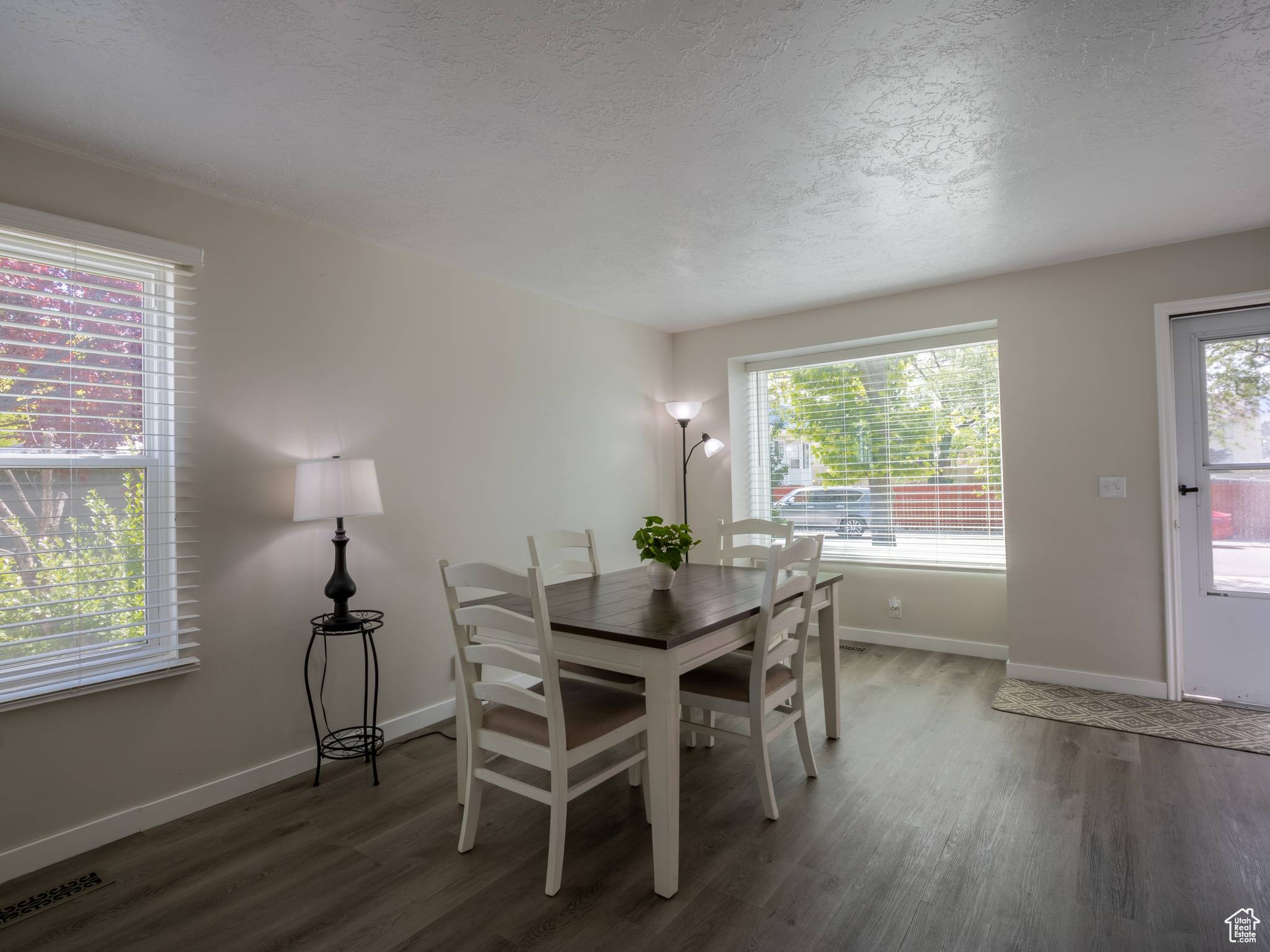 West Jordan, UT 84088,8823 S 3715 W