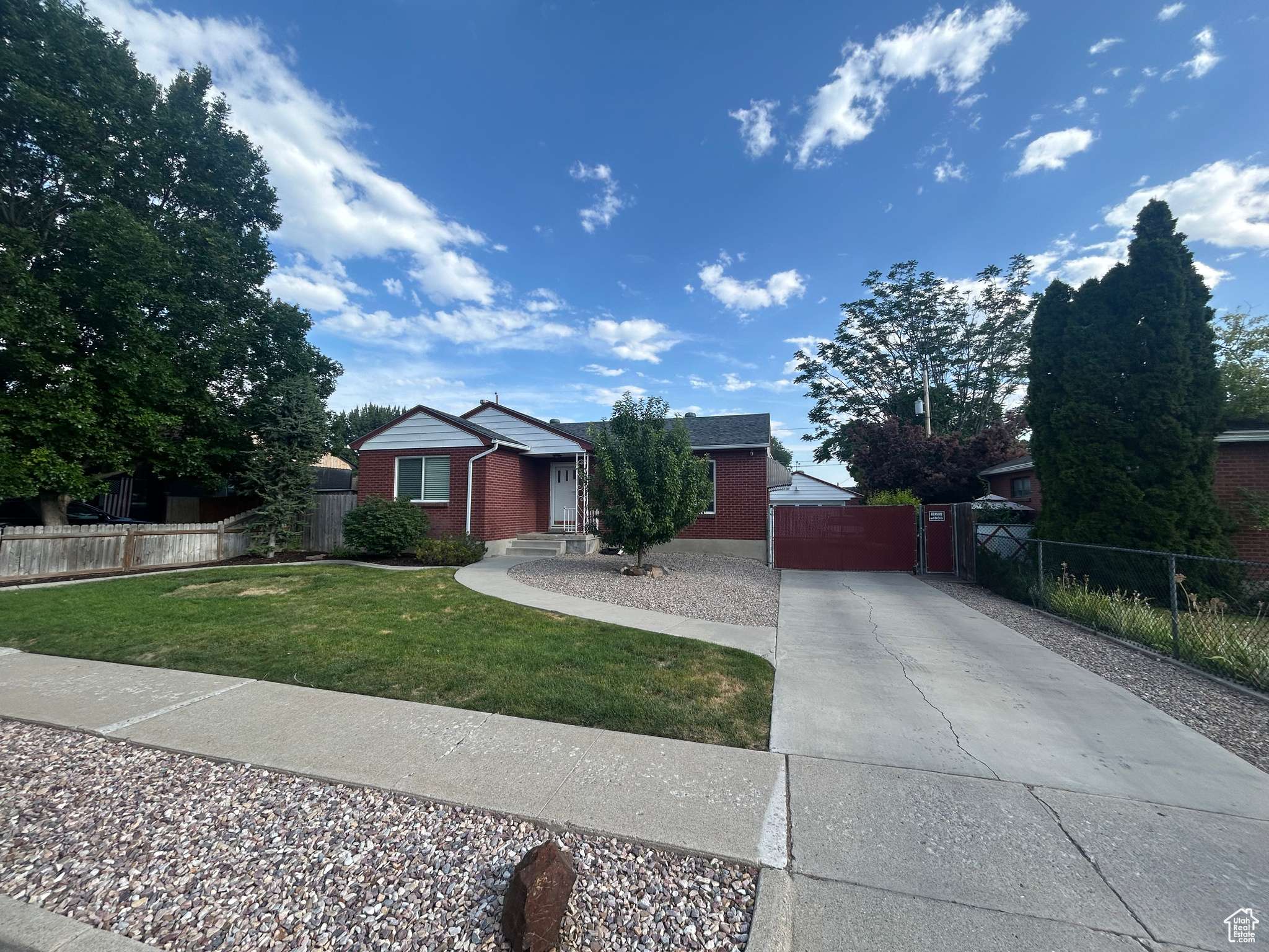 South Salt Lake, UT 84115,438 E HAVEN AVE
