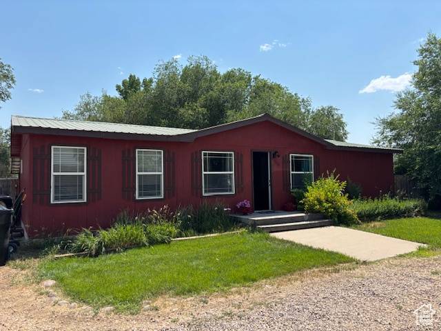 Roosevelt, UT 84066,290 E 800 S