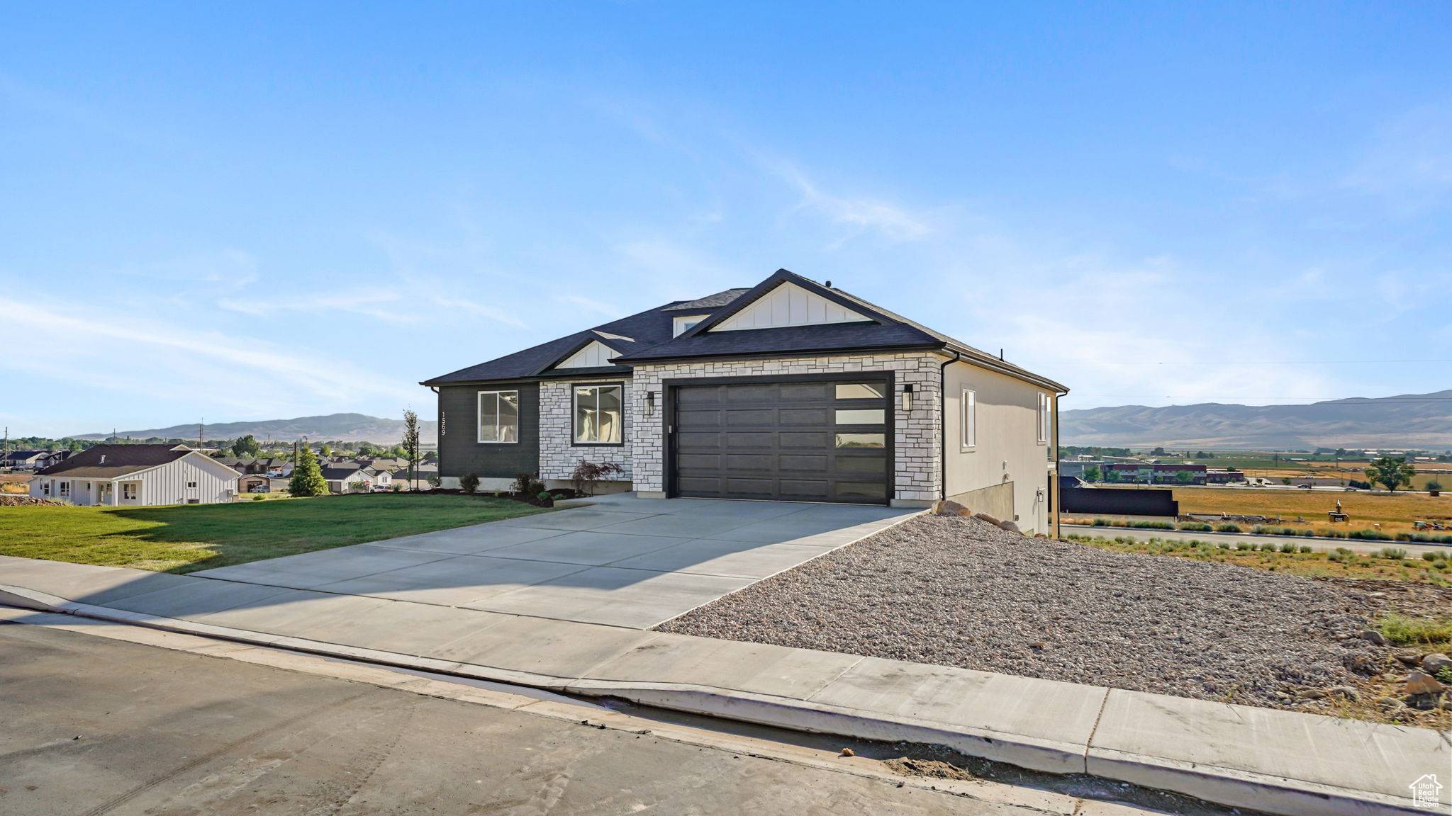 Nephi, UT 84648,1569 N 300 E