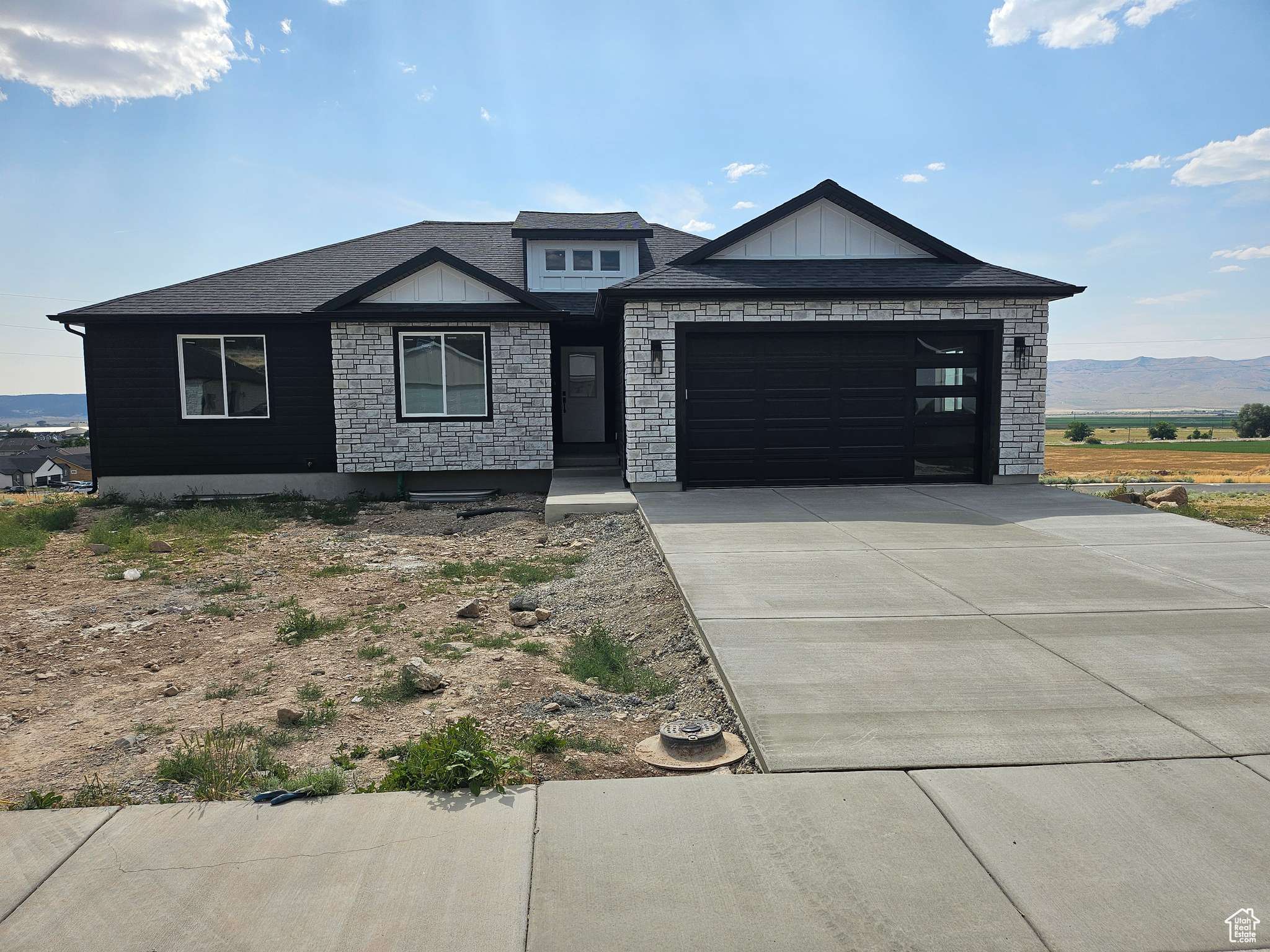 Nephi, UT 84648,1569 N 300 E