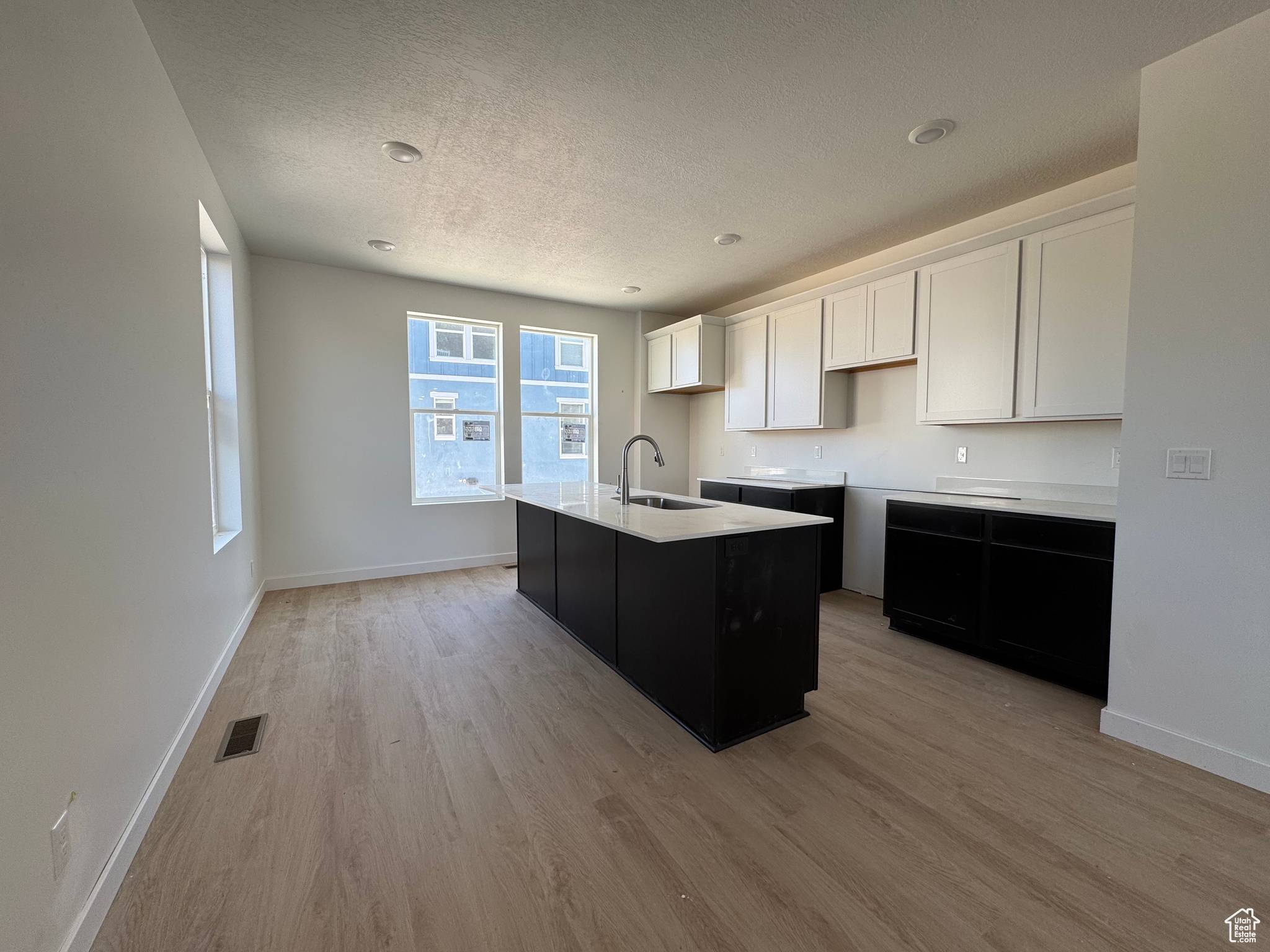 Layton, UT 84041,1463 N 1875 W #165