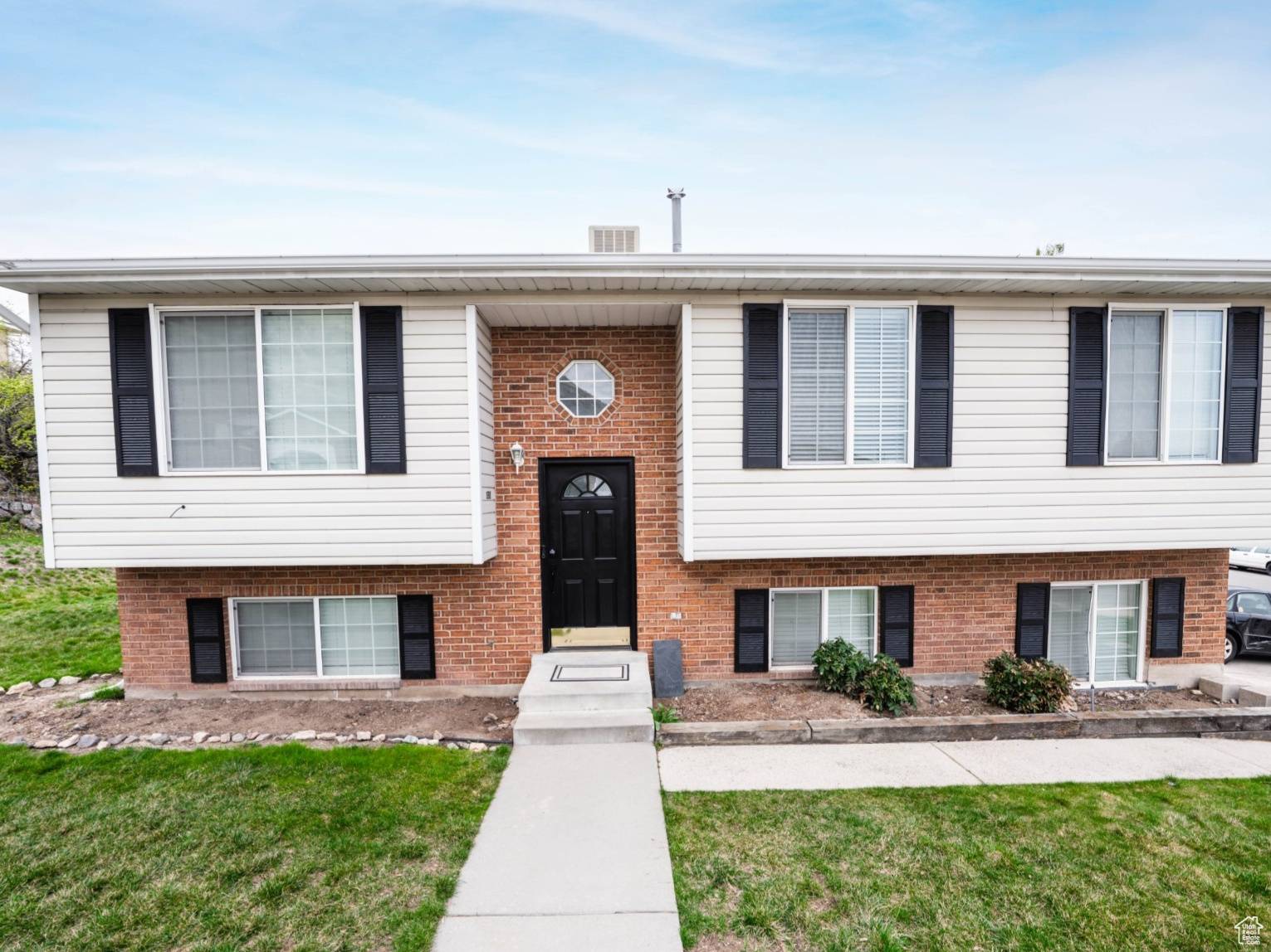 Provo, UT 84606,1988 E OREGON AVE