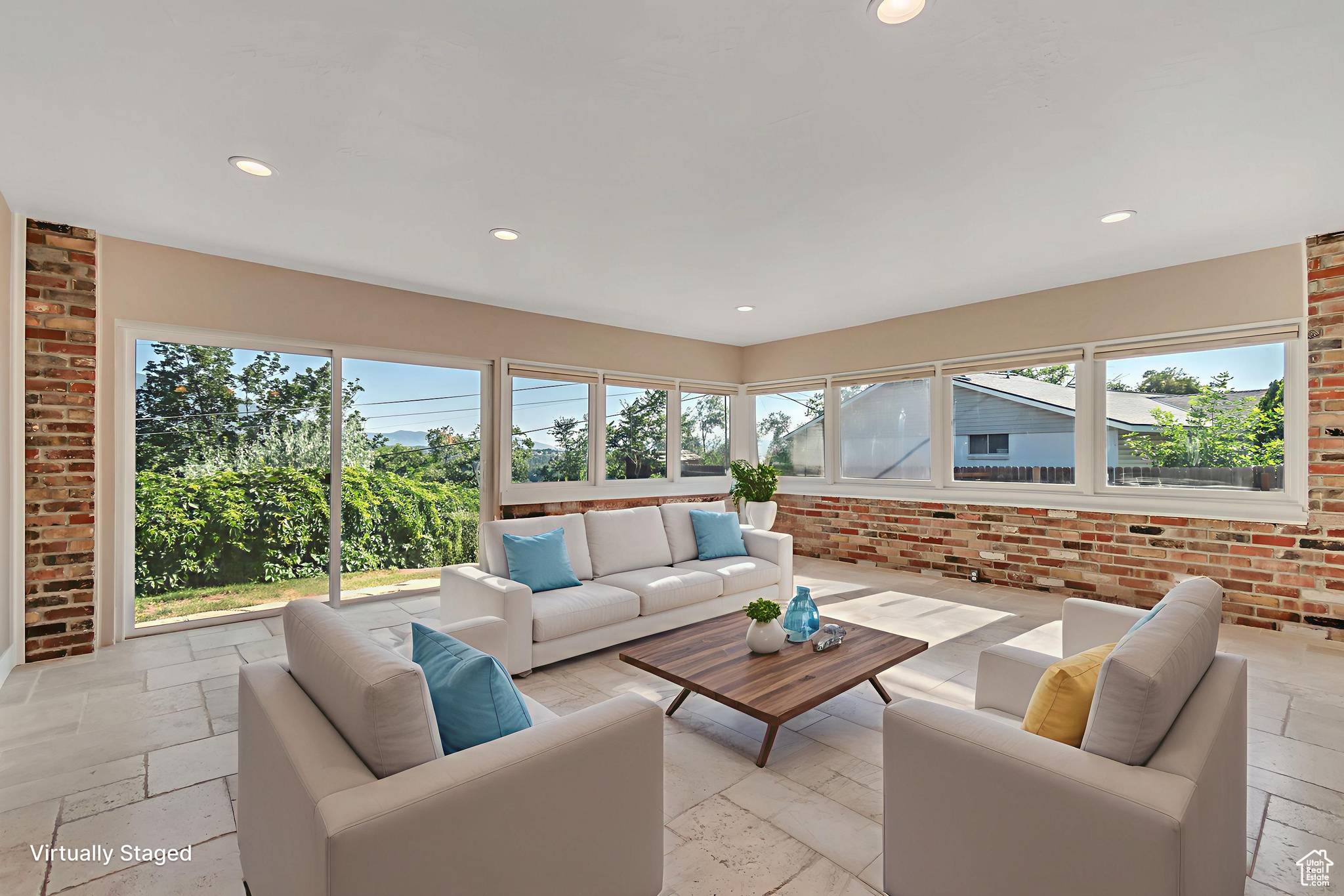 Cottonwood Heights, UT 84121,2570 E DOLPHIN WAY S