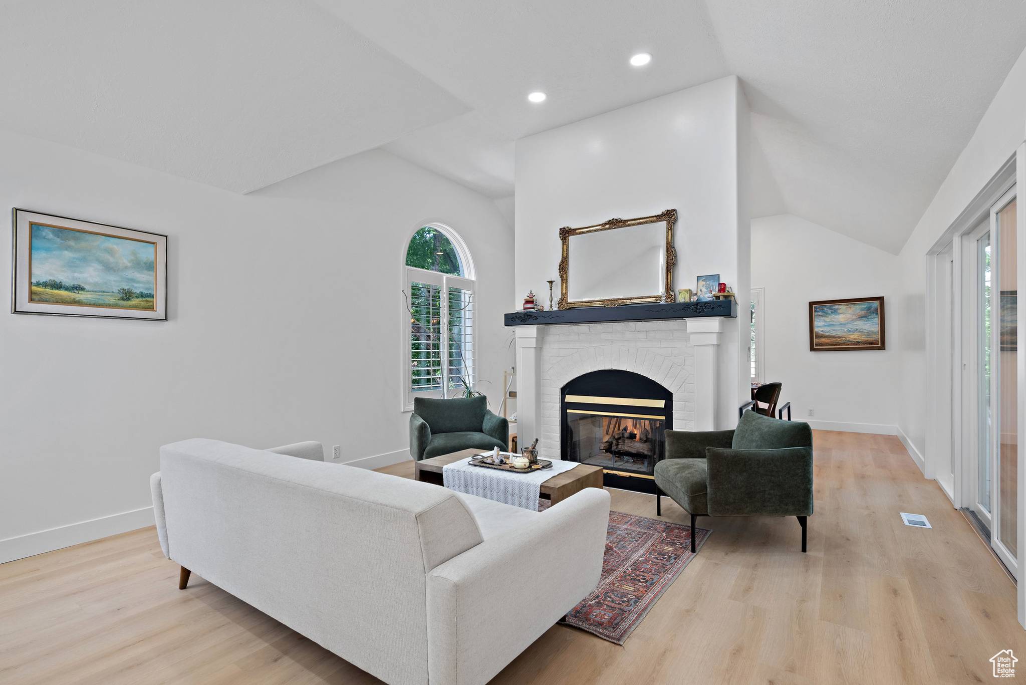 Sandy, UT 84092,2031 E OAK MANOR DR S