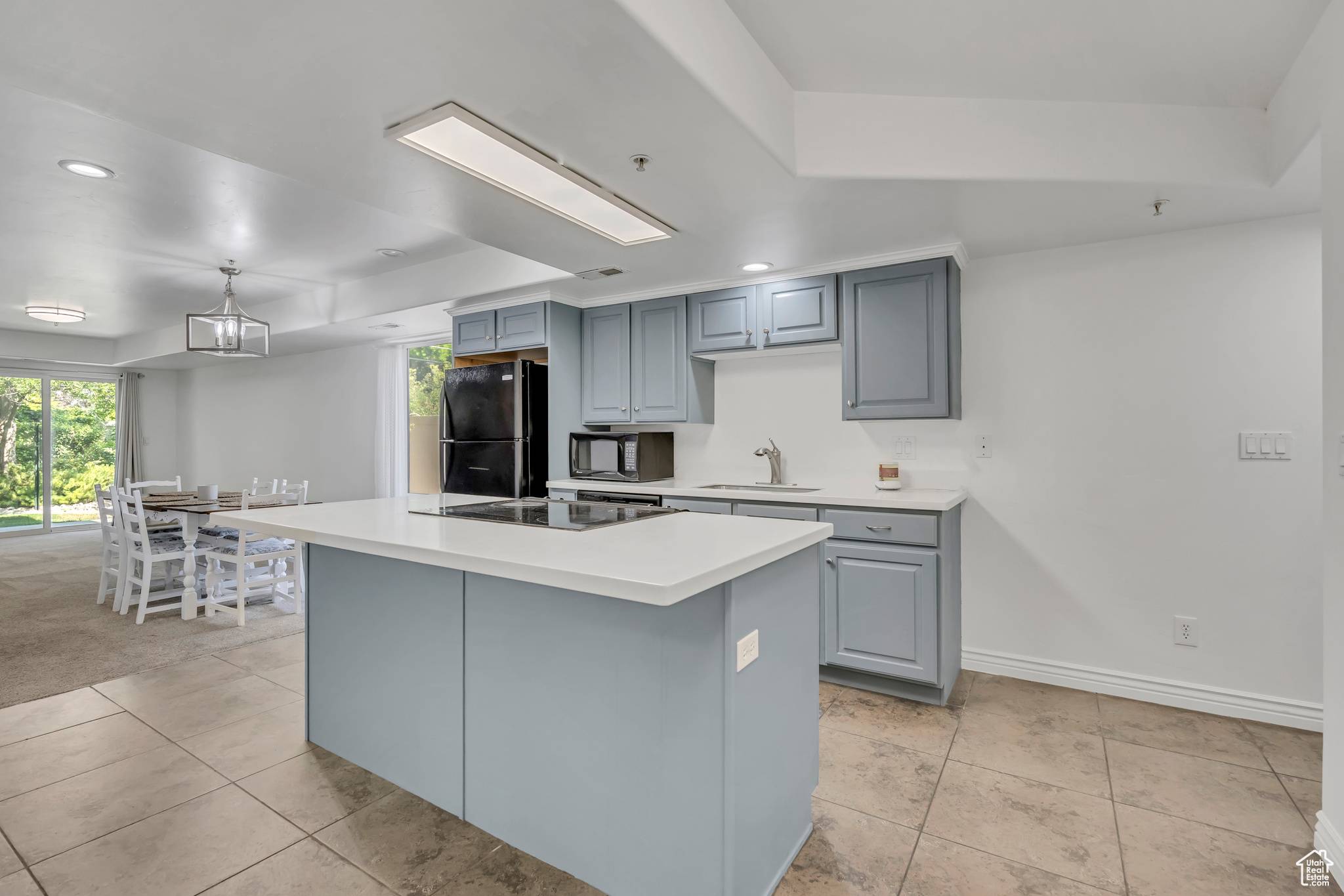 Salt Lake City, UT 84106,2725 S 700 E #O