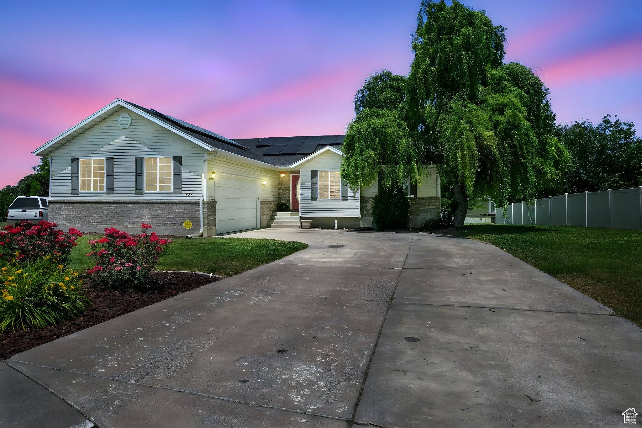 Providence, UT 84332,439 MEADOW LN