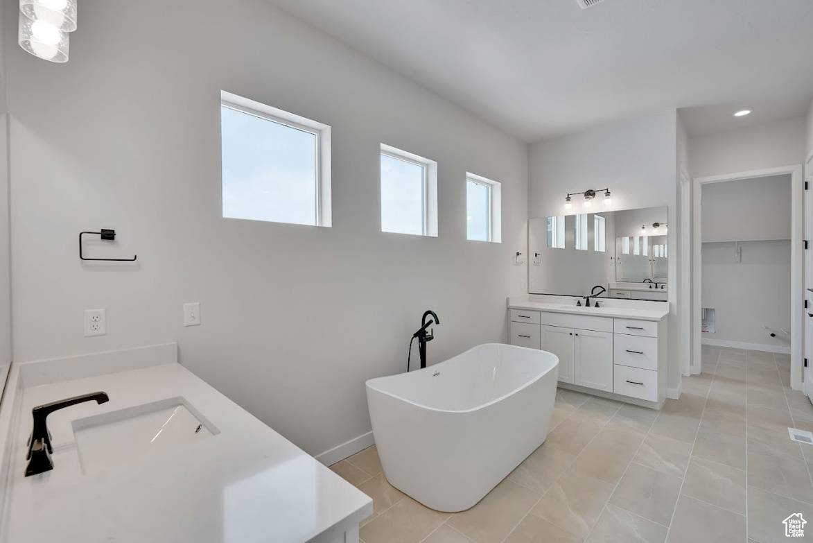 Saratoga Springs, UT 84045,273 E POLARIS DR #103