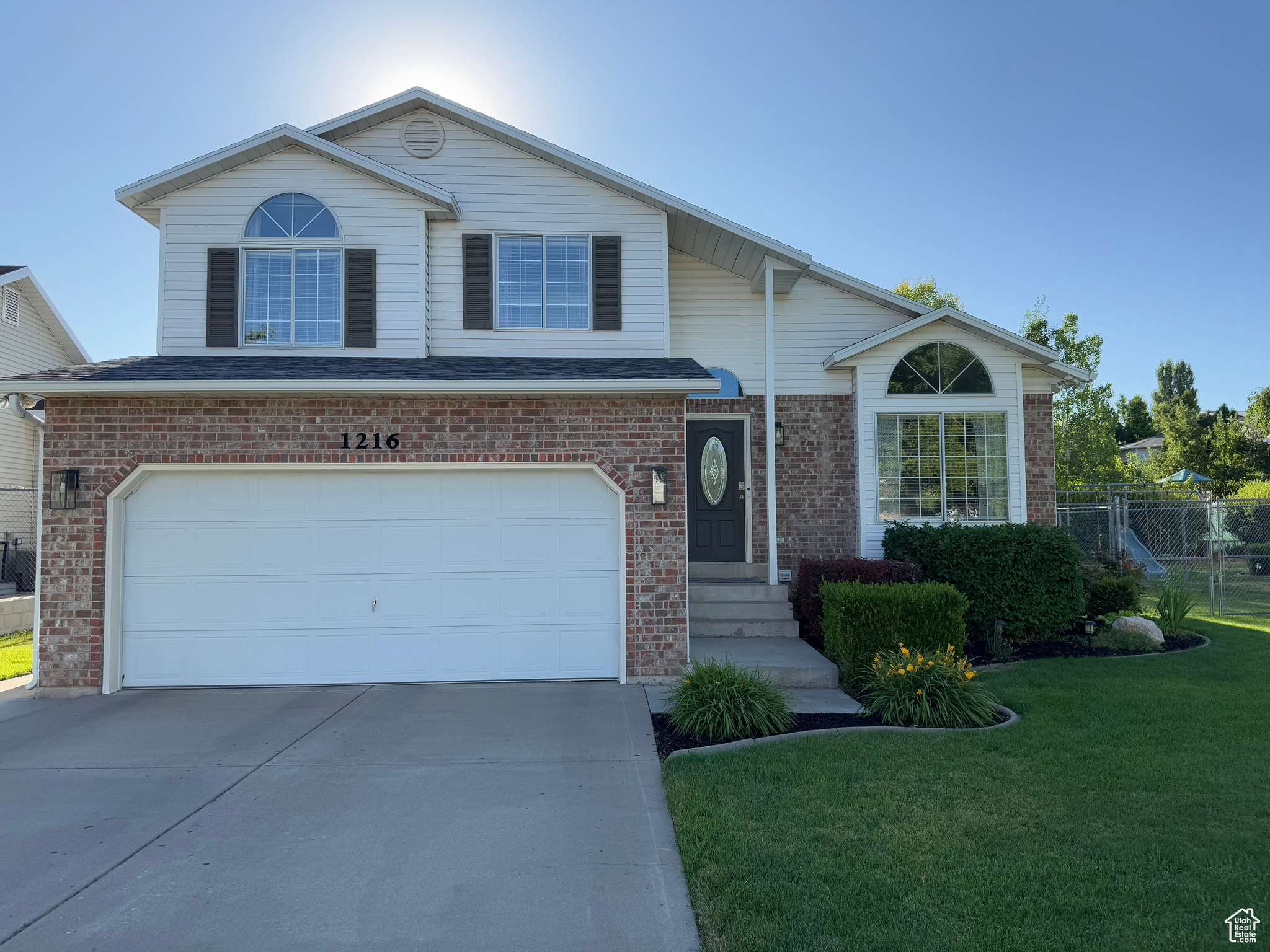Layton, UT 84041,1216 N 2725 W