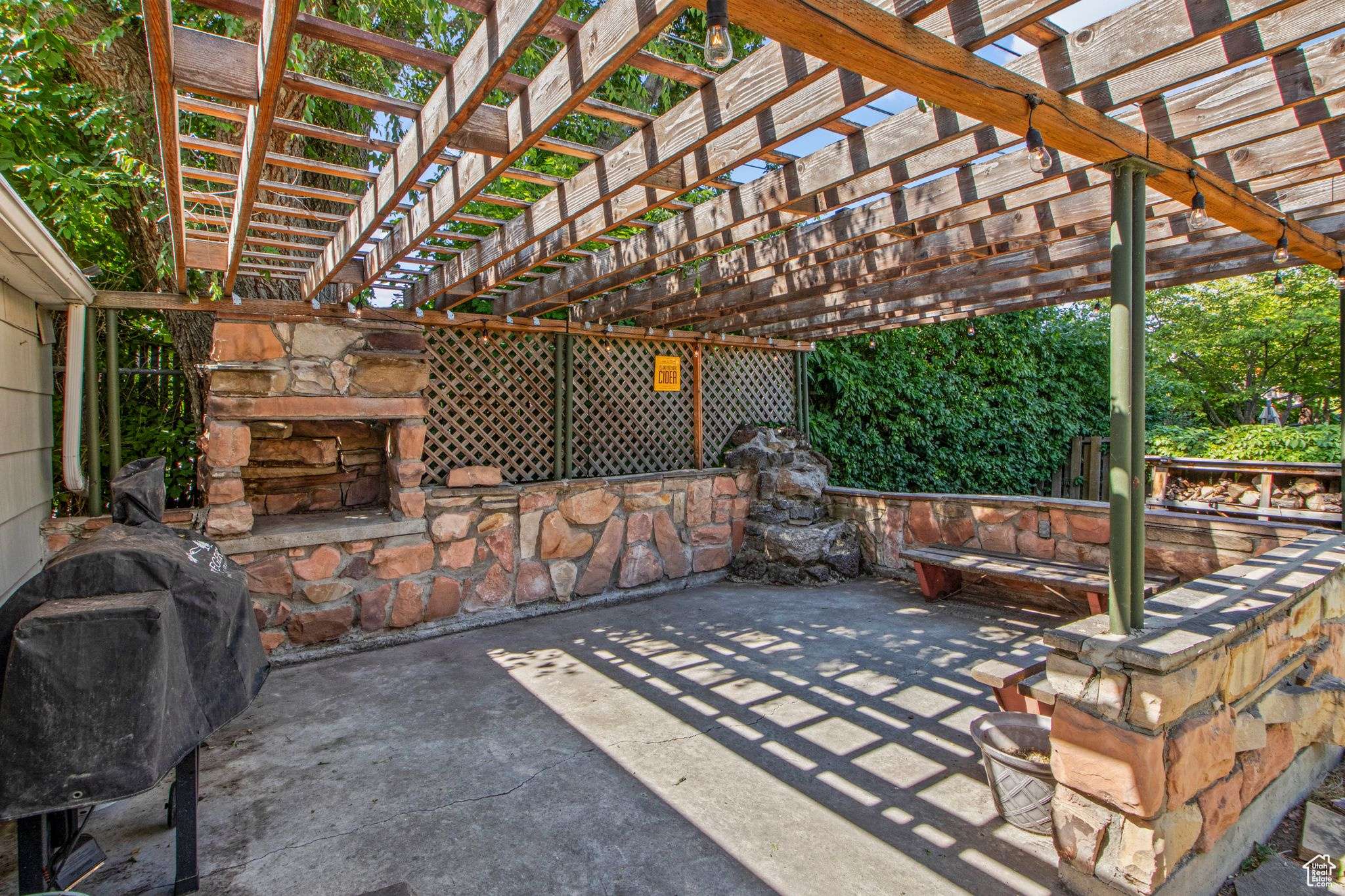 Millcreek, UT 84106,1064 E ELGIN AVE