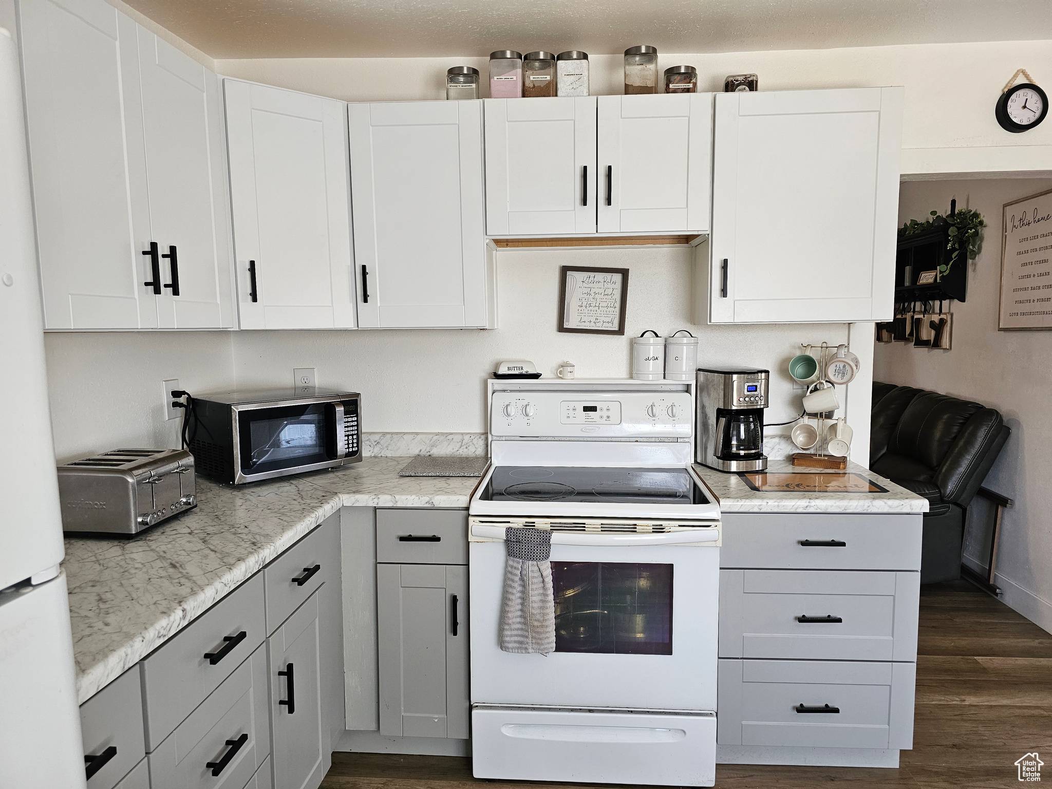 Huntington, UT 84528,92 W 300 N