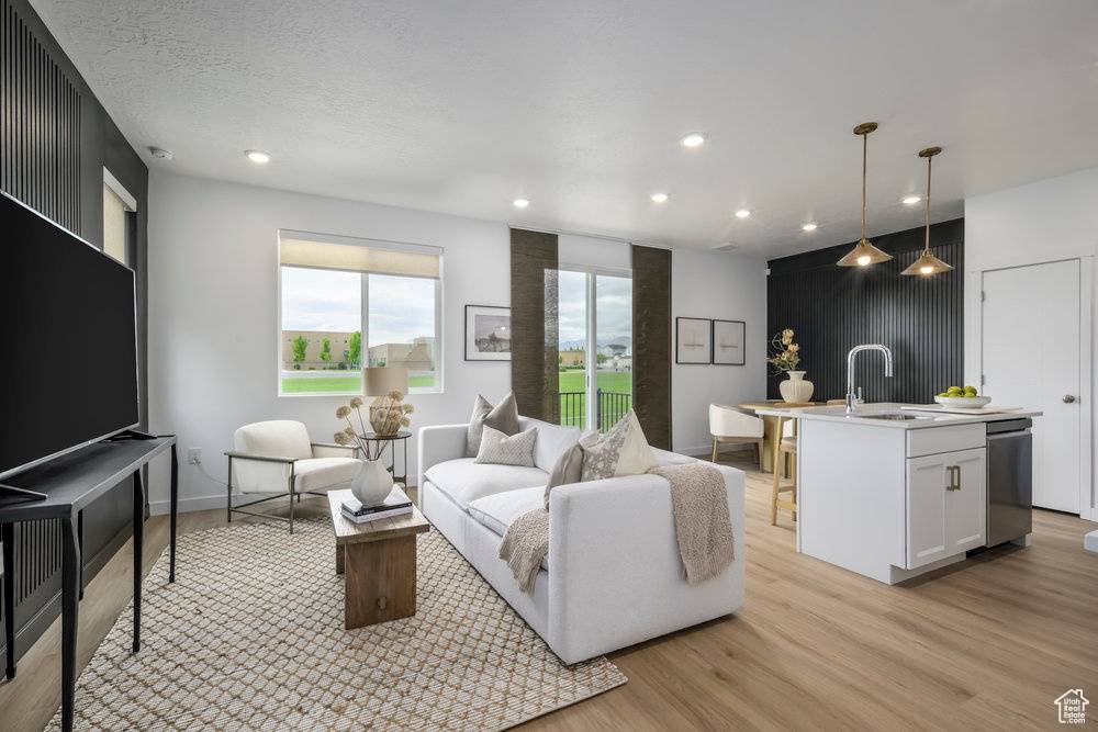 West Jordan, UT 84081,6031 W HIGHLANDBROOK DR