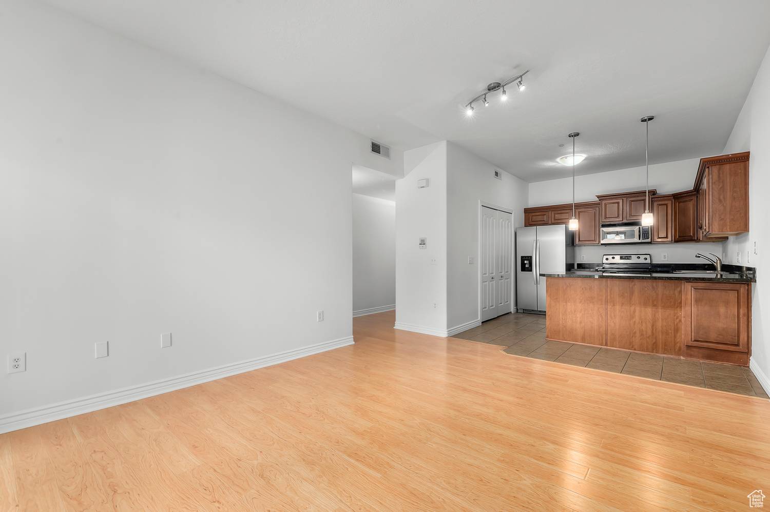 Salt Lake City, UT 84106,1134 E 3300 S #415