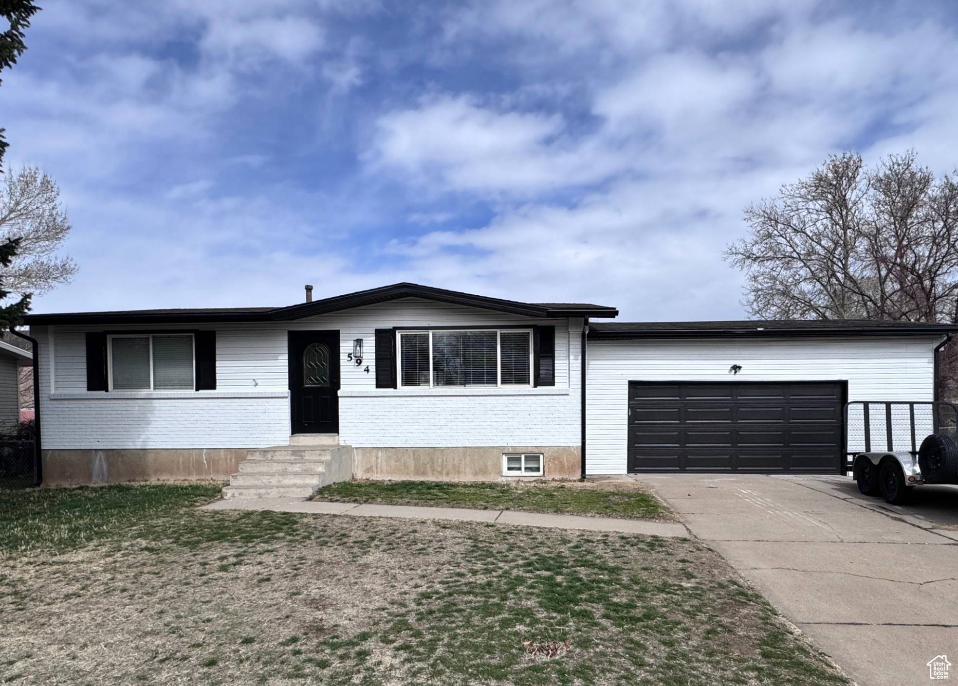 Clinton, UT 84015,594 W 2200 N