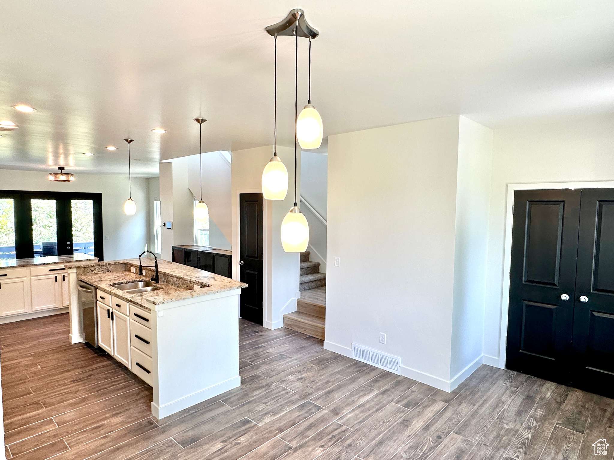 South Jordan, UT 84009,4843 W SOUTH JORDAN PKWY S