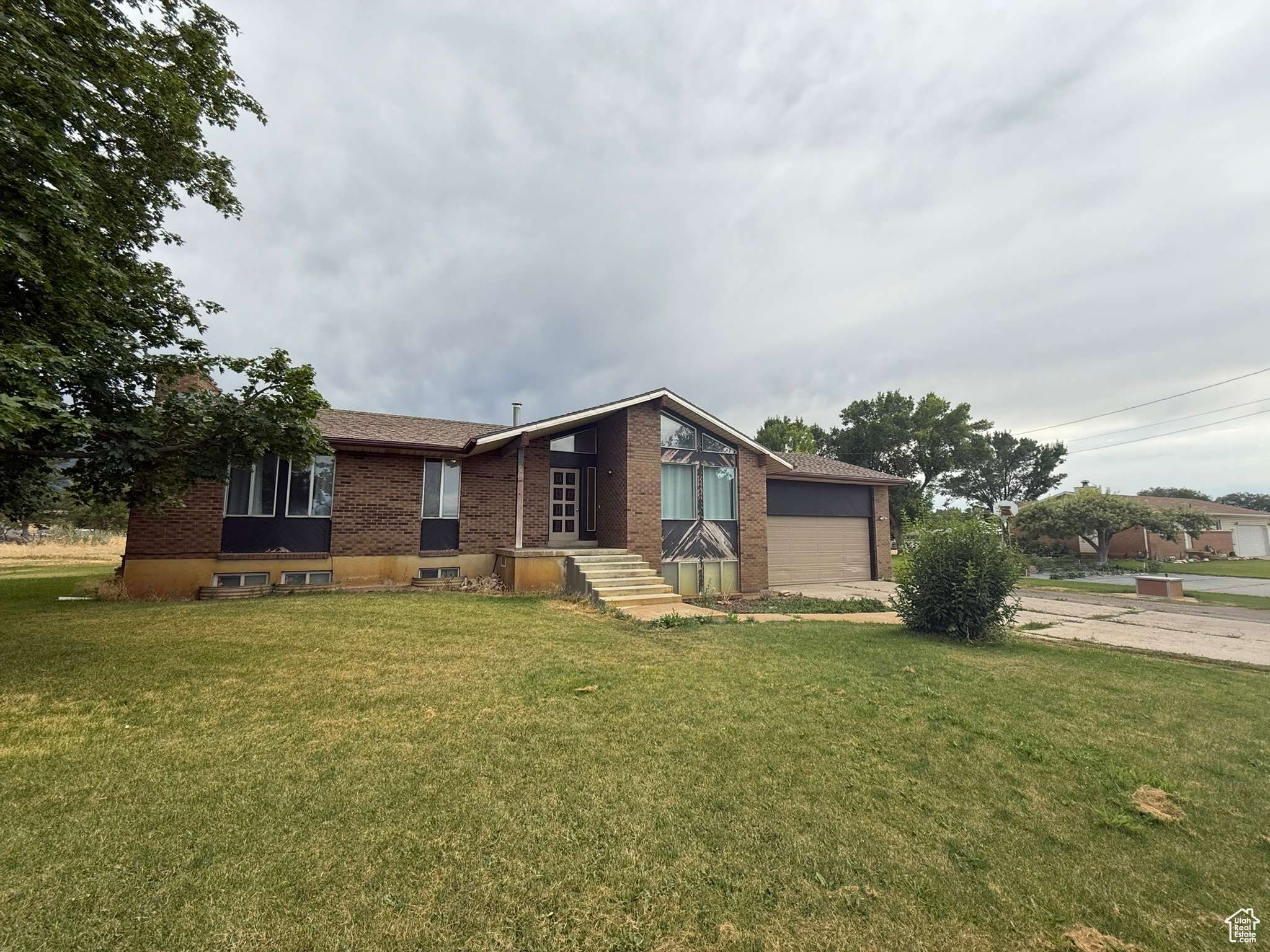 Spanish Fork, UT 84660,159 W 8800 S