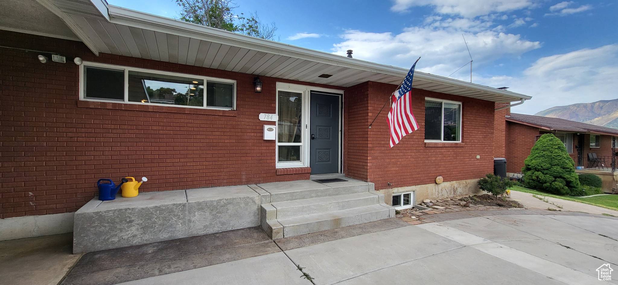 South Ogden, UT 84403,784 LAVINA DR