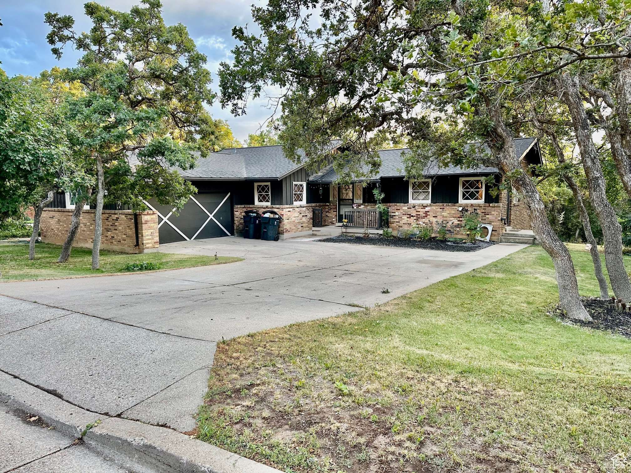 South Ogden, UT 84403,6003 S 2400 E