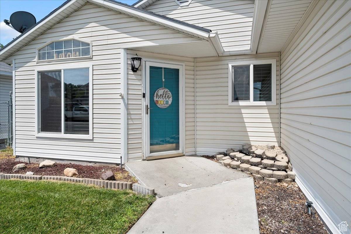West Valley City, UT 84120,3042 S FESTIVAL DR W